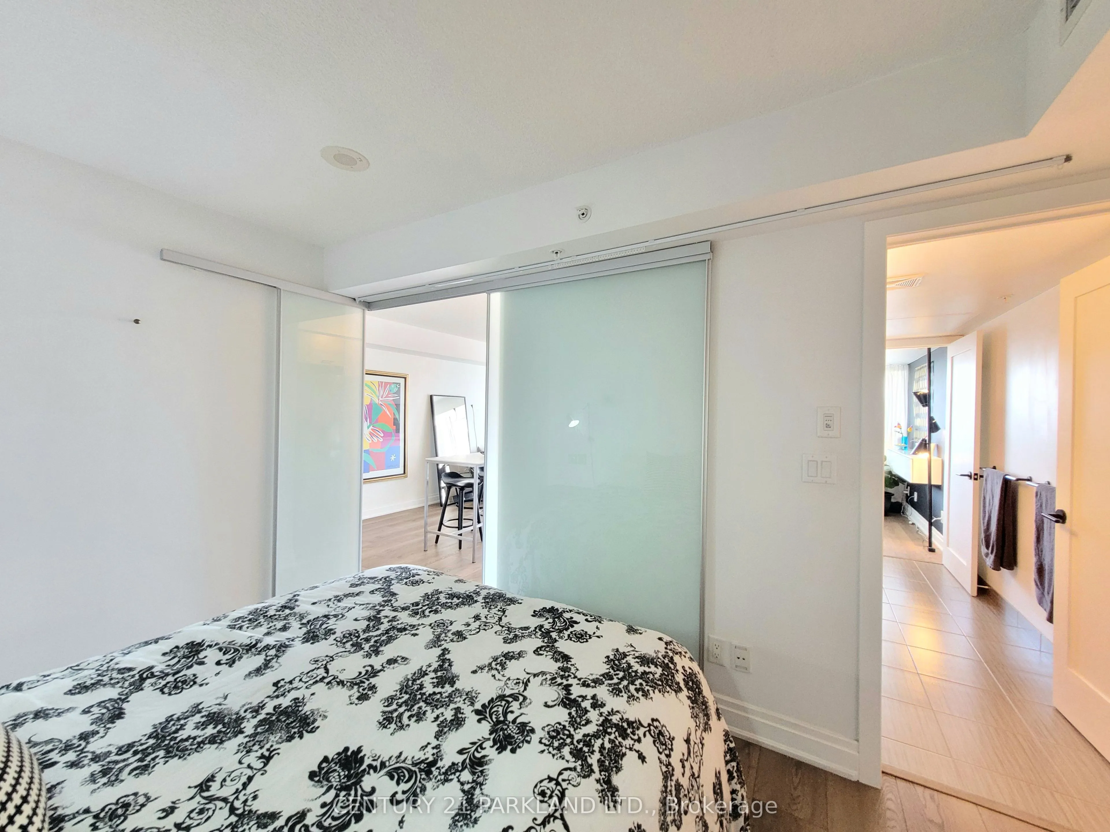 20 Joe Shuster Way, #1215