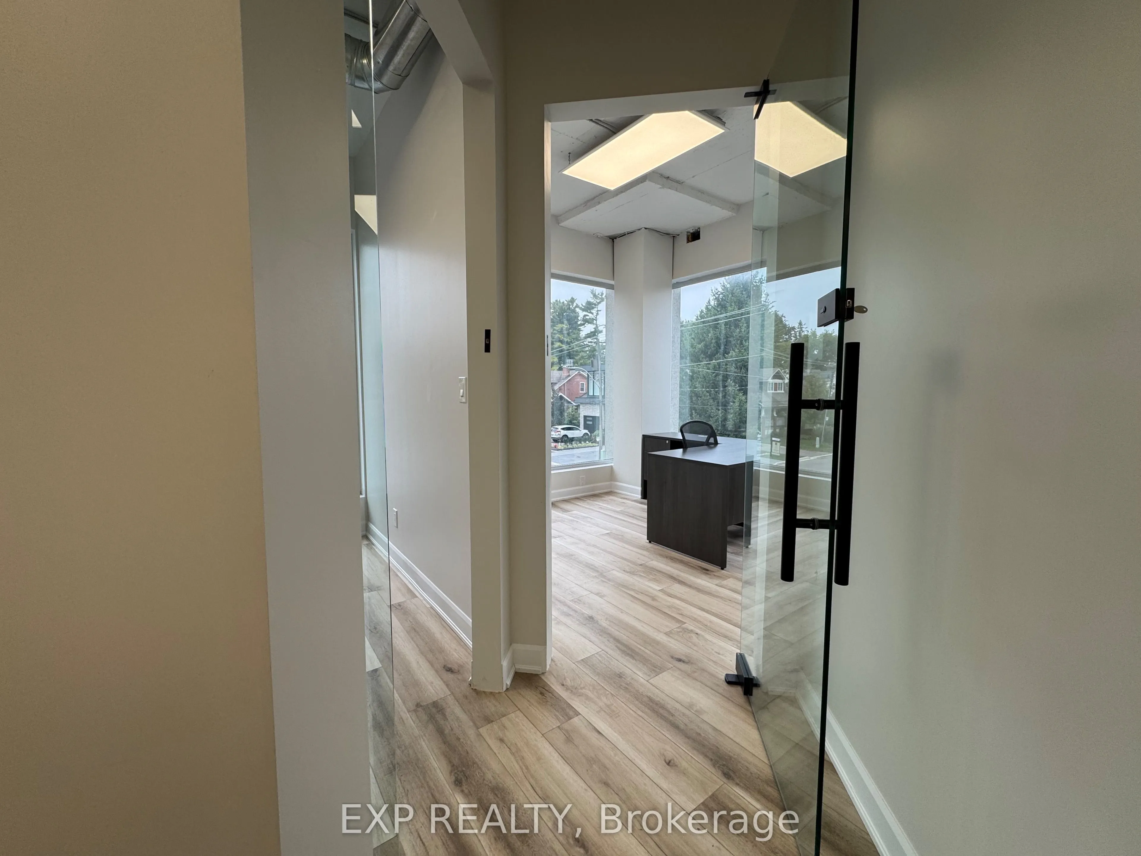 230 Lakeshore Road E, #212