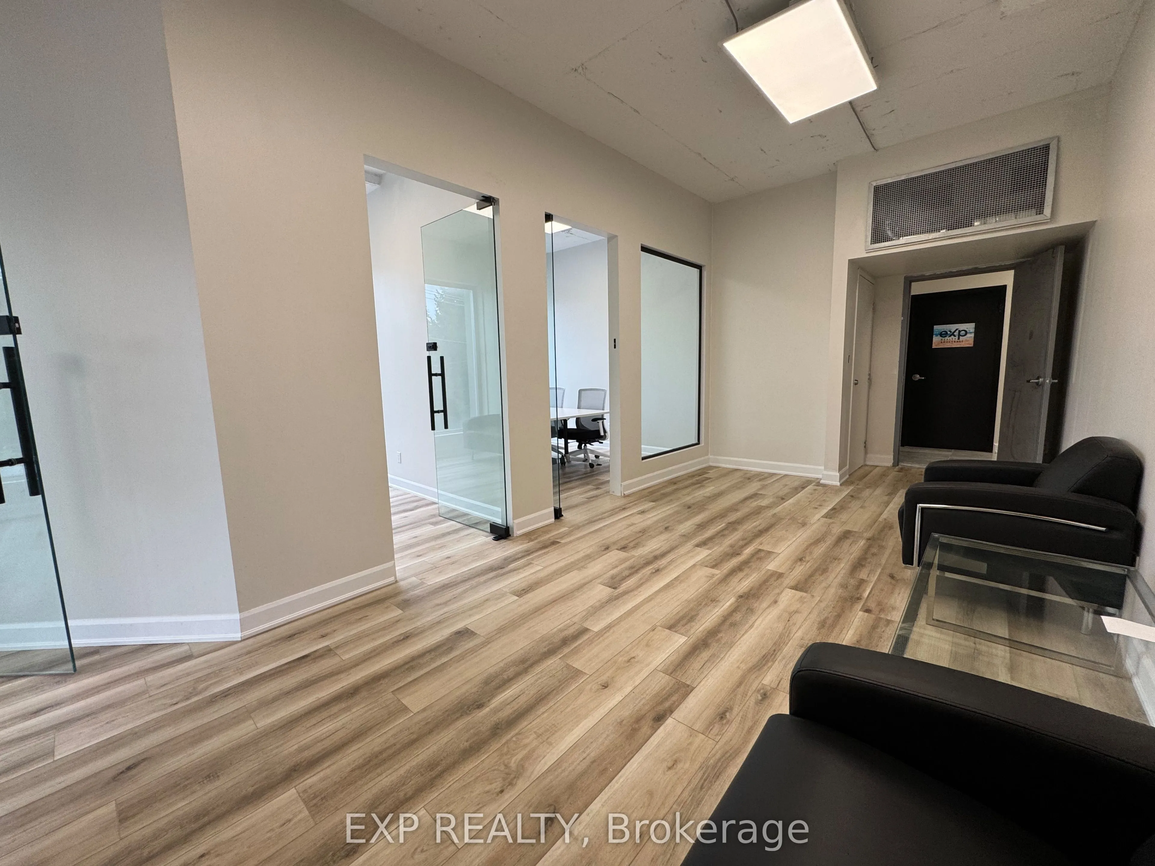 230 Lakeshore Road E, #212