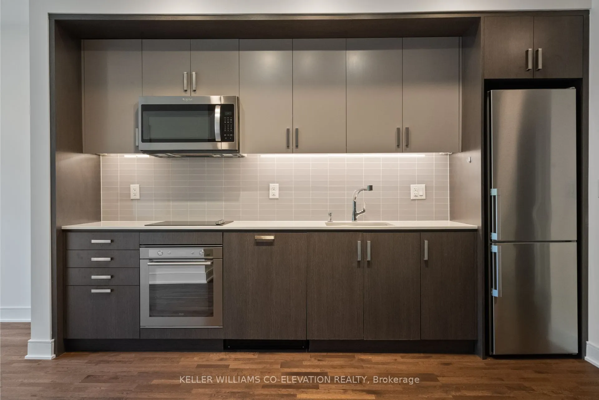 1575 Lakeshore Road W, #G28