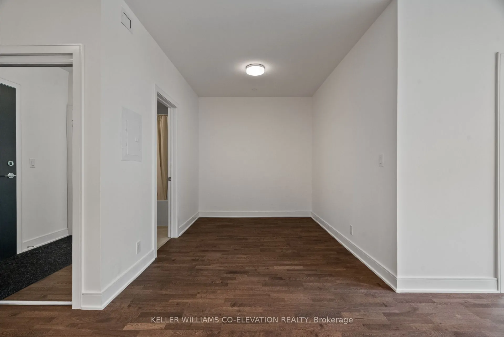 1575 Lakeshore Road W, #G28