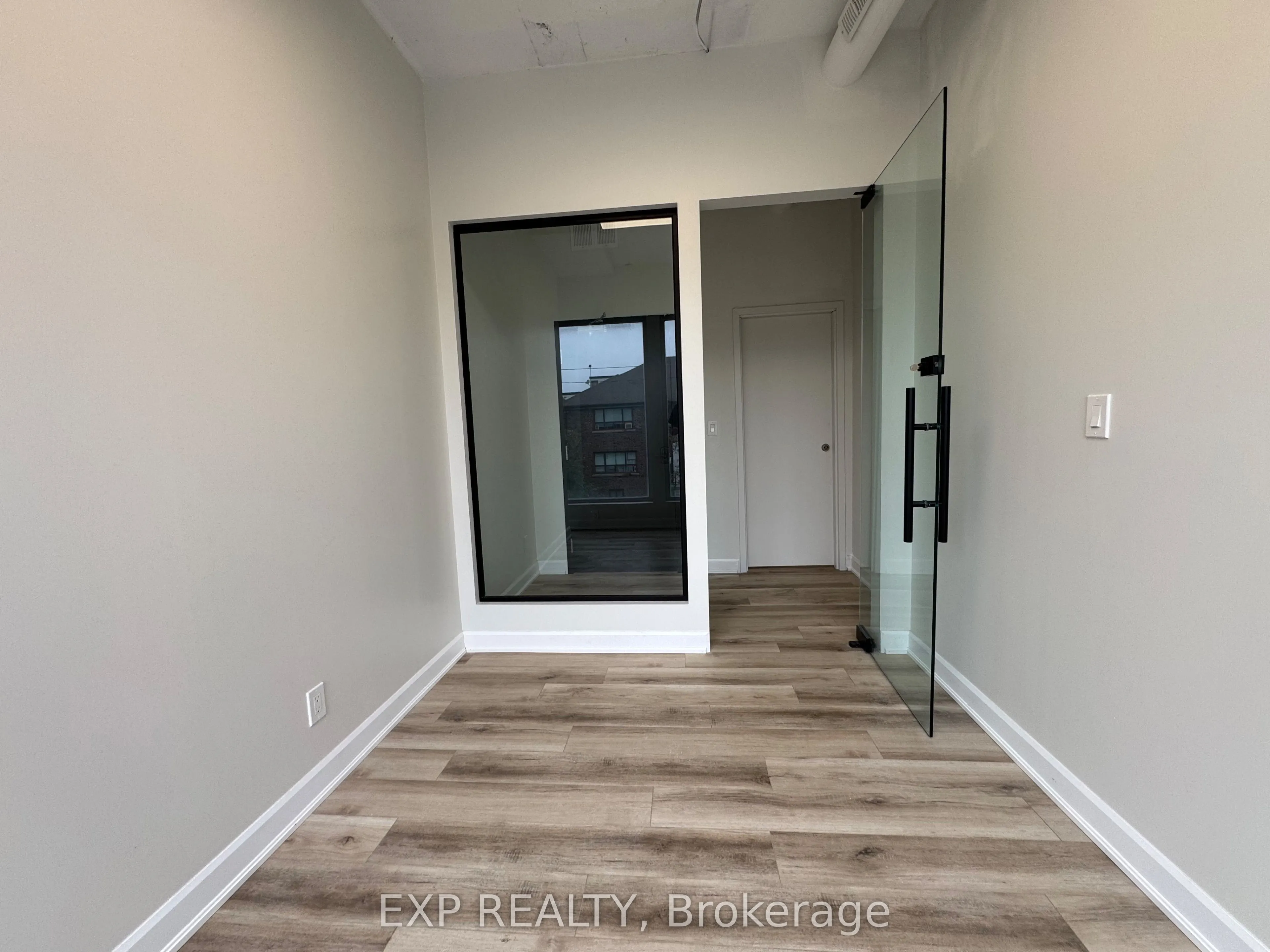 230 Lakeshore Road E, #214