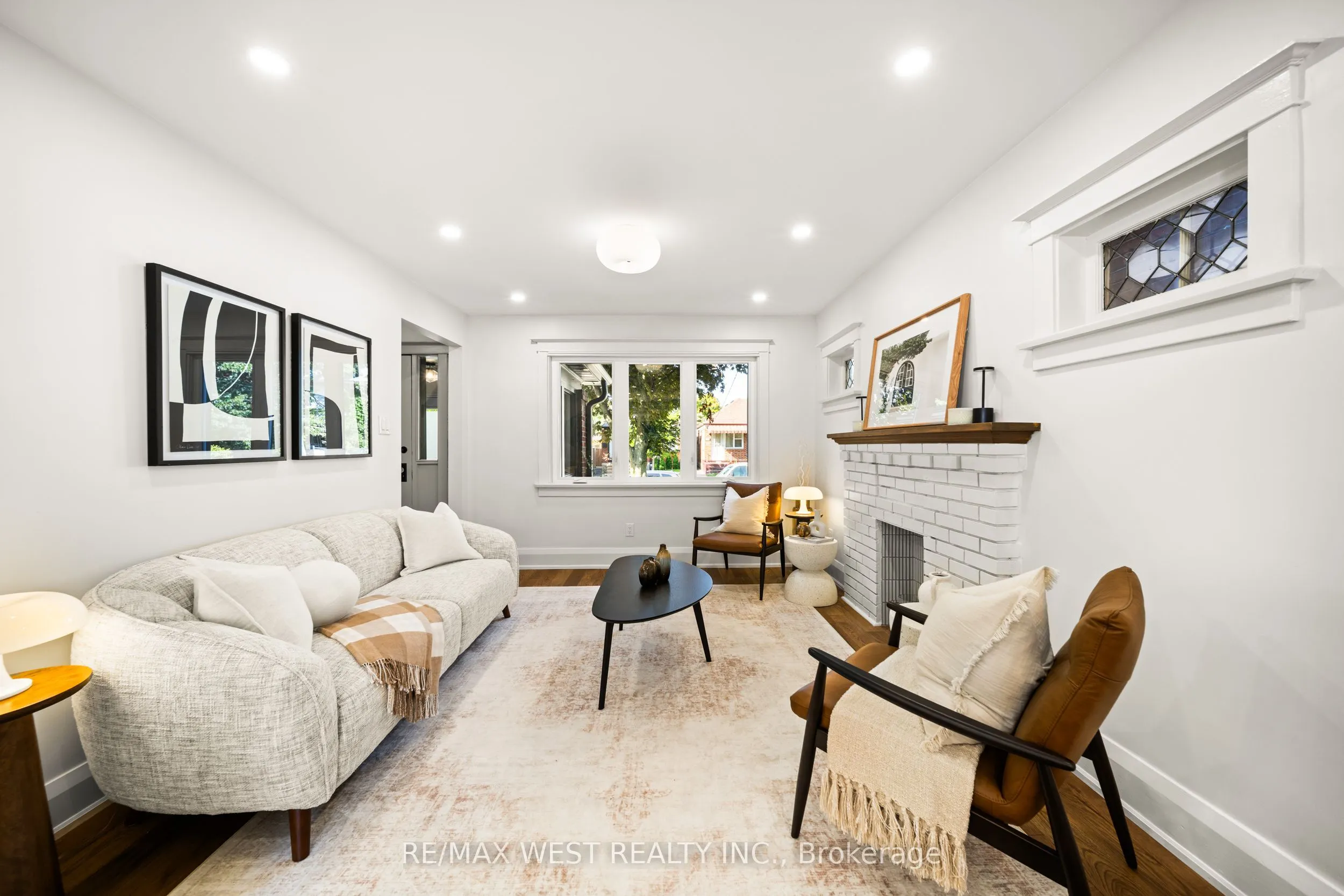 125 Brookside Avenue