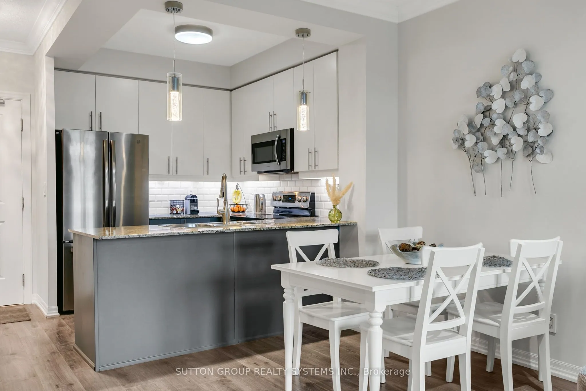 245 Dalesford Road, #303