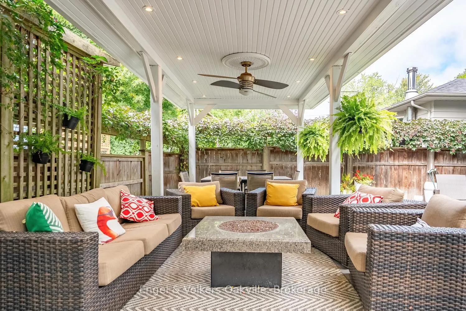468 Wedgewood Drive