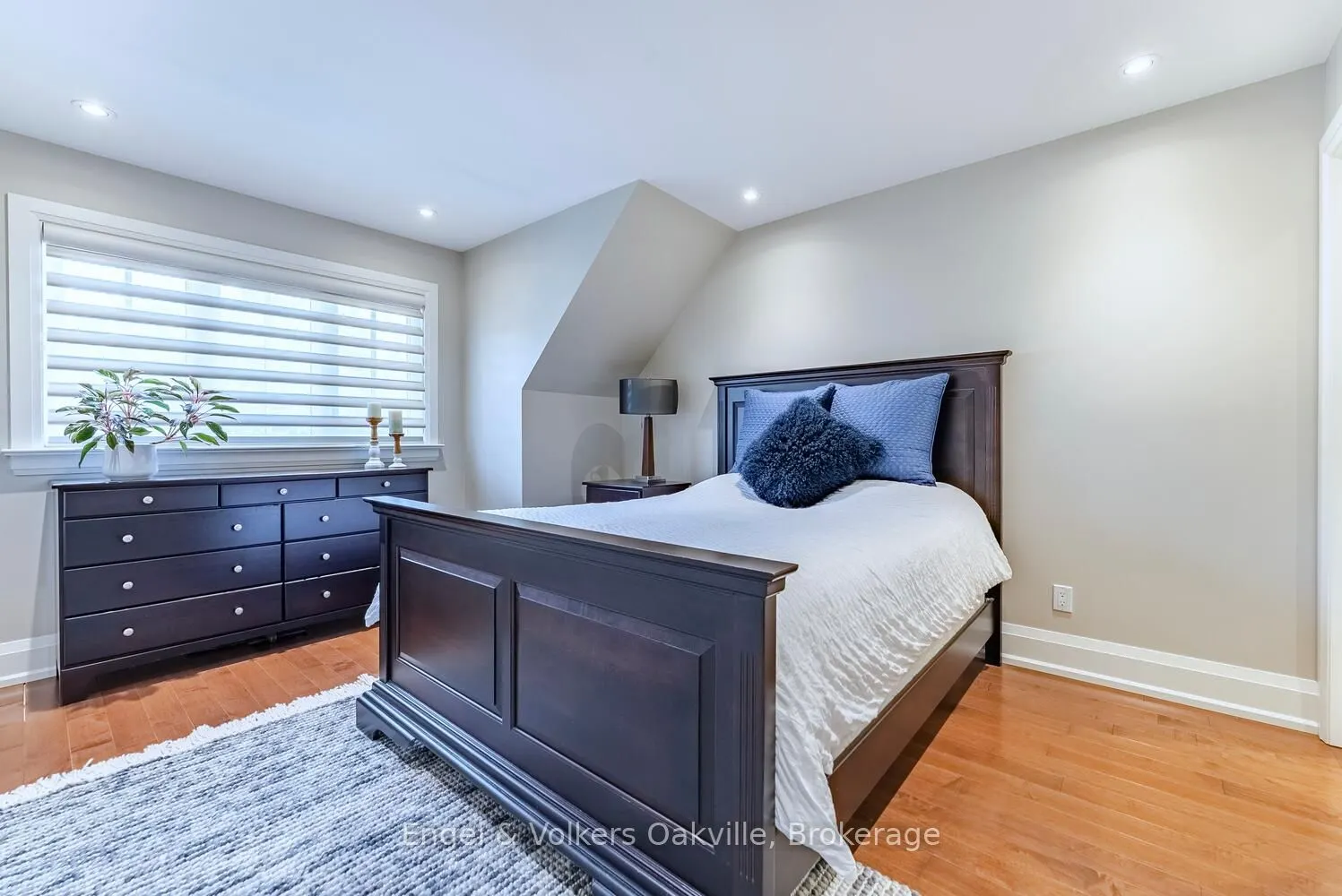 468 Wedgewood Drive