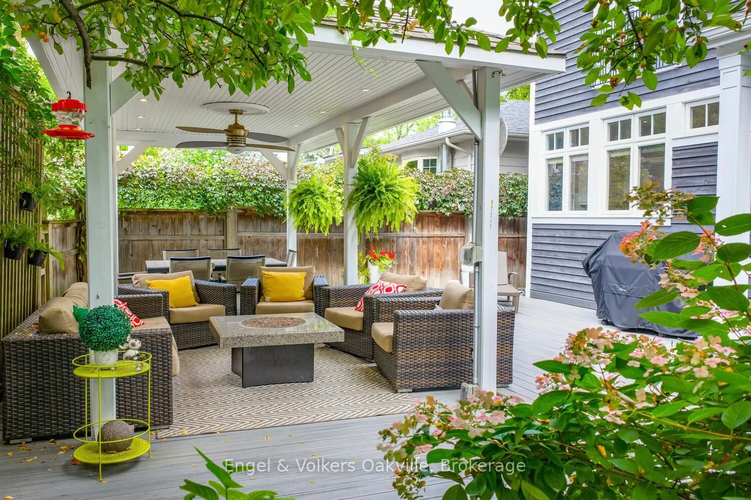 468 Wedgewood Drive