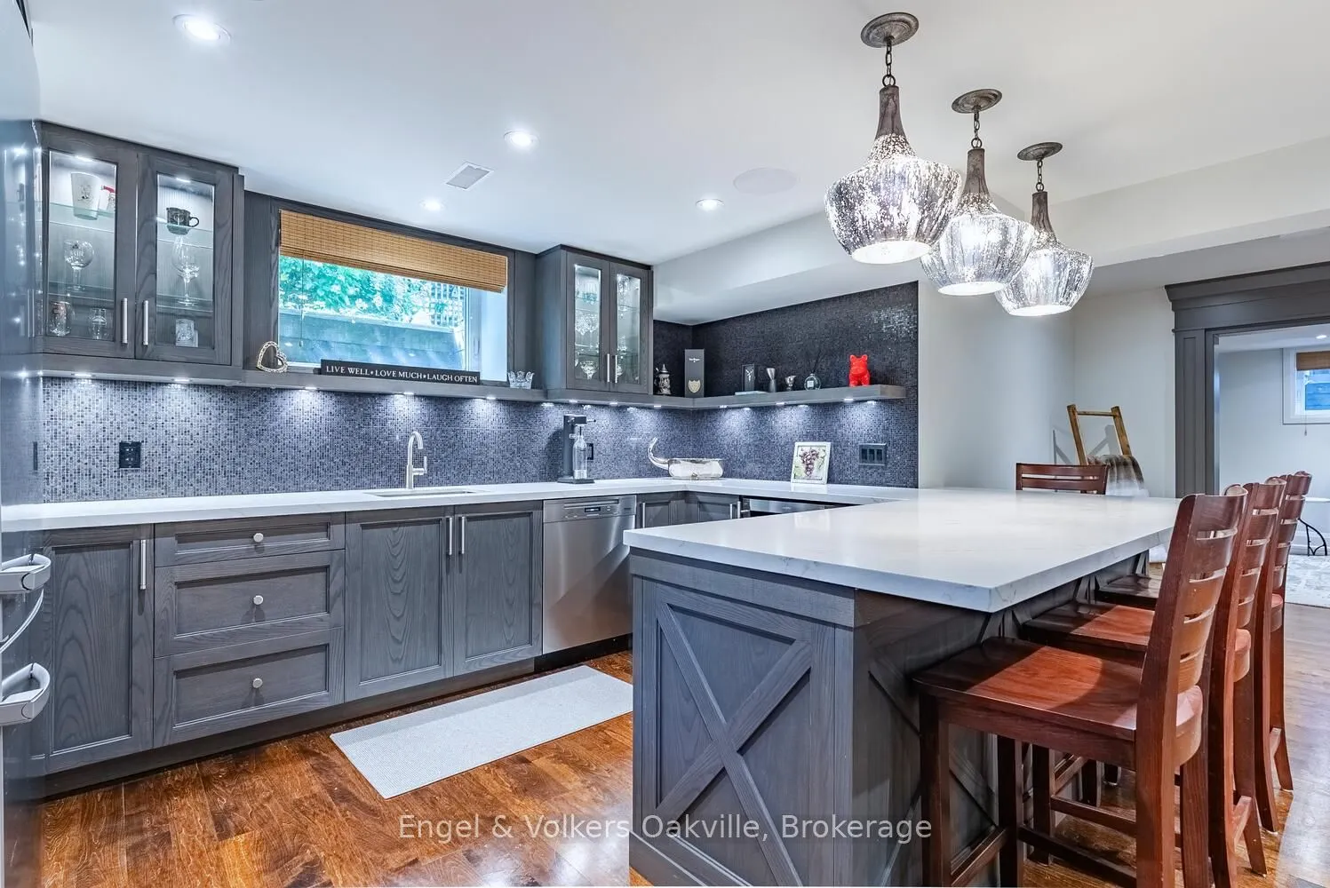 468 Wedgewood Drive
