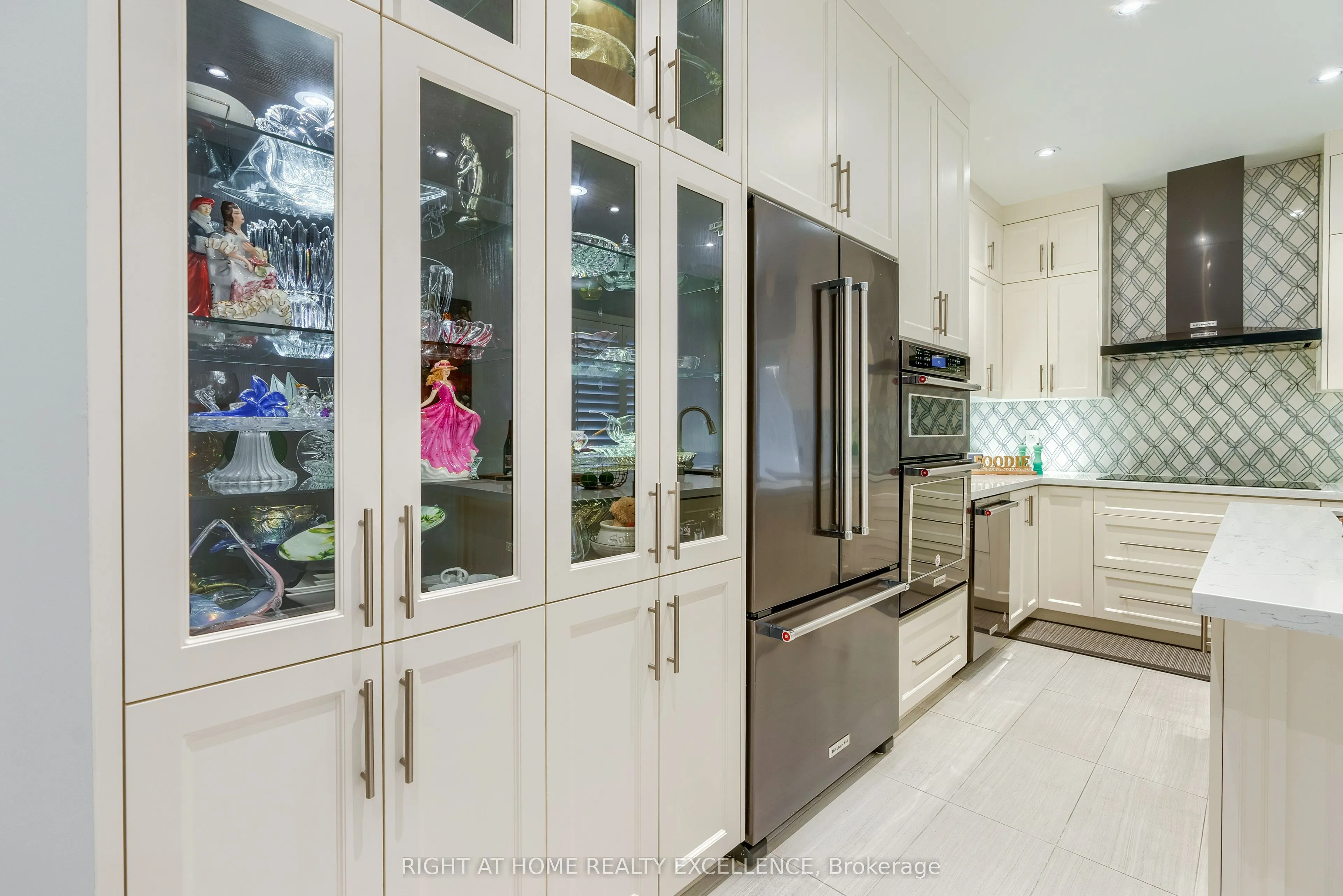 6862 Gooderham Estate Boulevard
