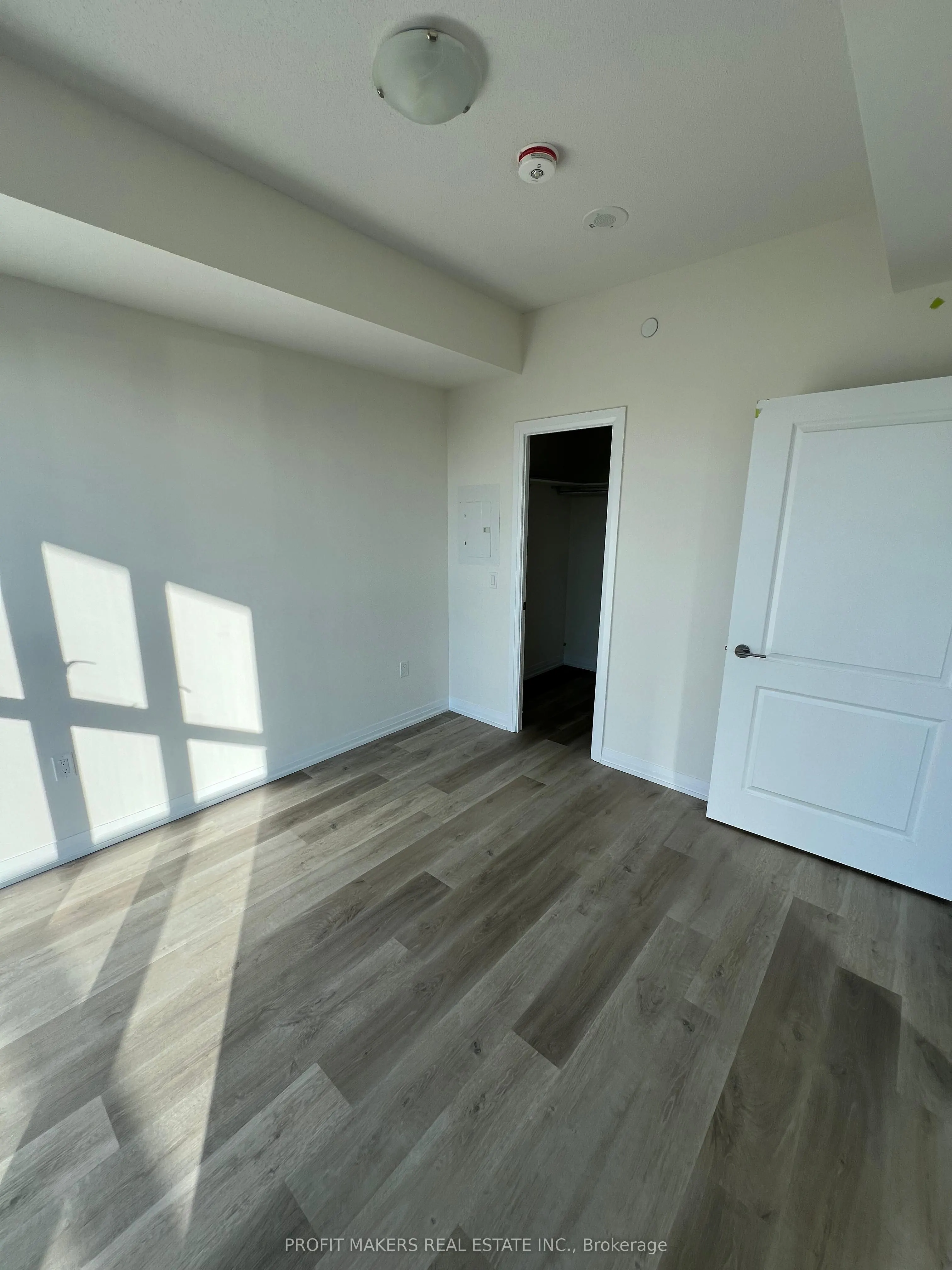 15 Watergarden Drive, #1408