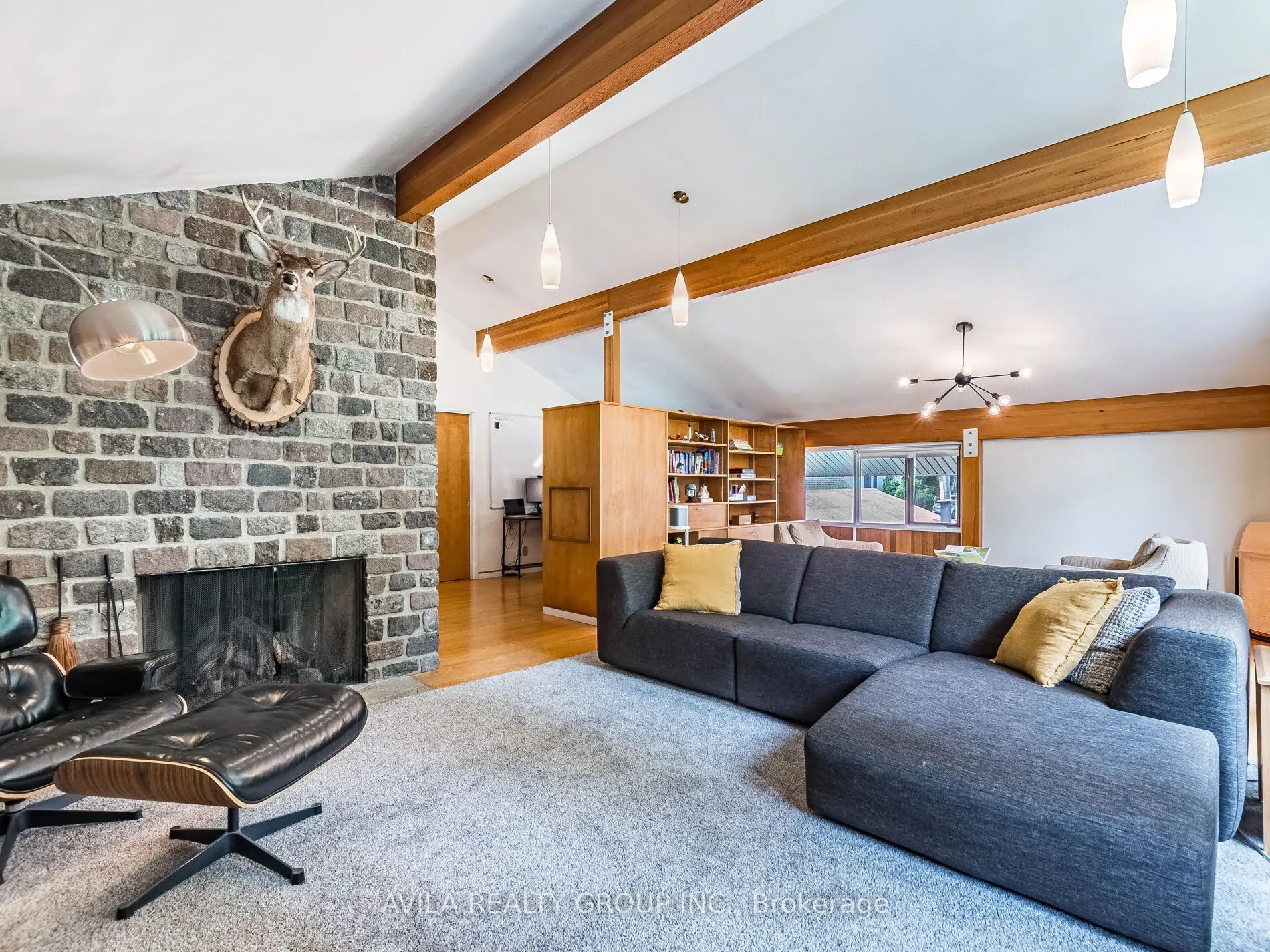 12 Woodbrook Drive