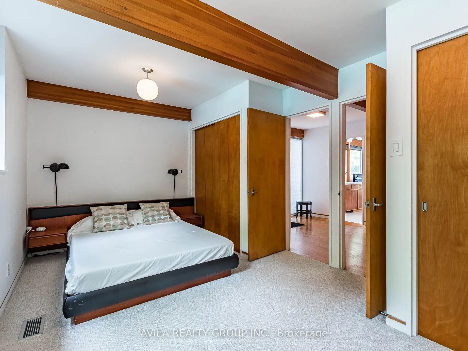 12 Woodbrook Drive