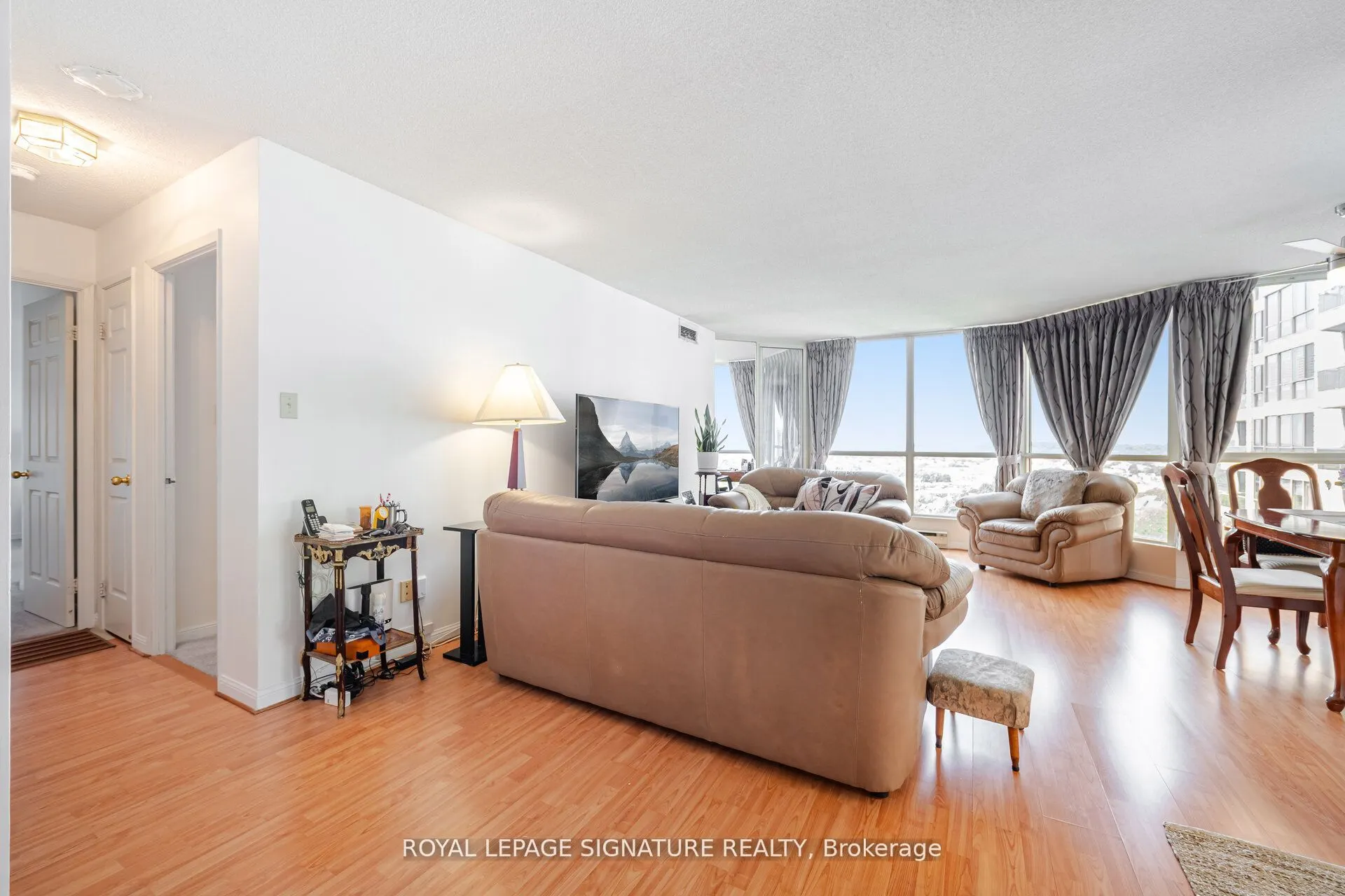 55 Kingsbridge Garden Circle, #1501