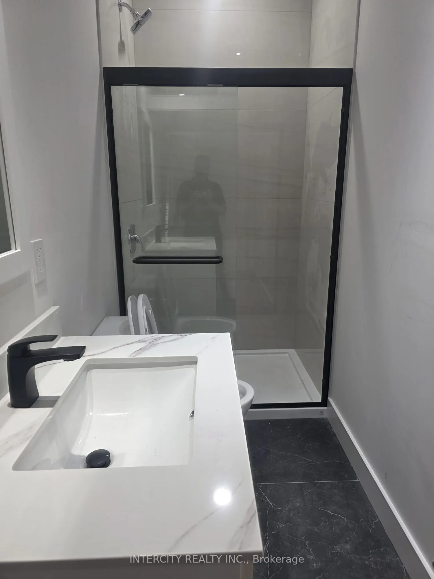 247 Alderbrae Avenue, #Garden Suite