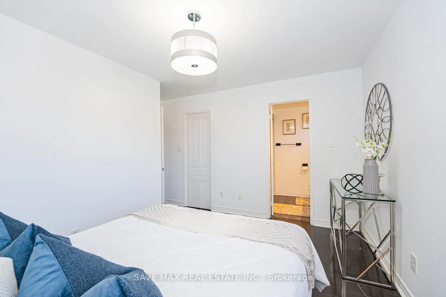 3645 Indigo Crescent