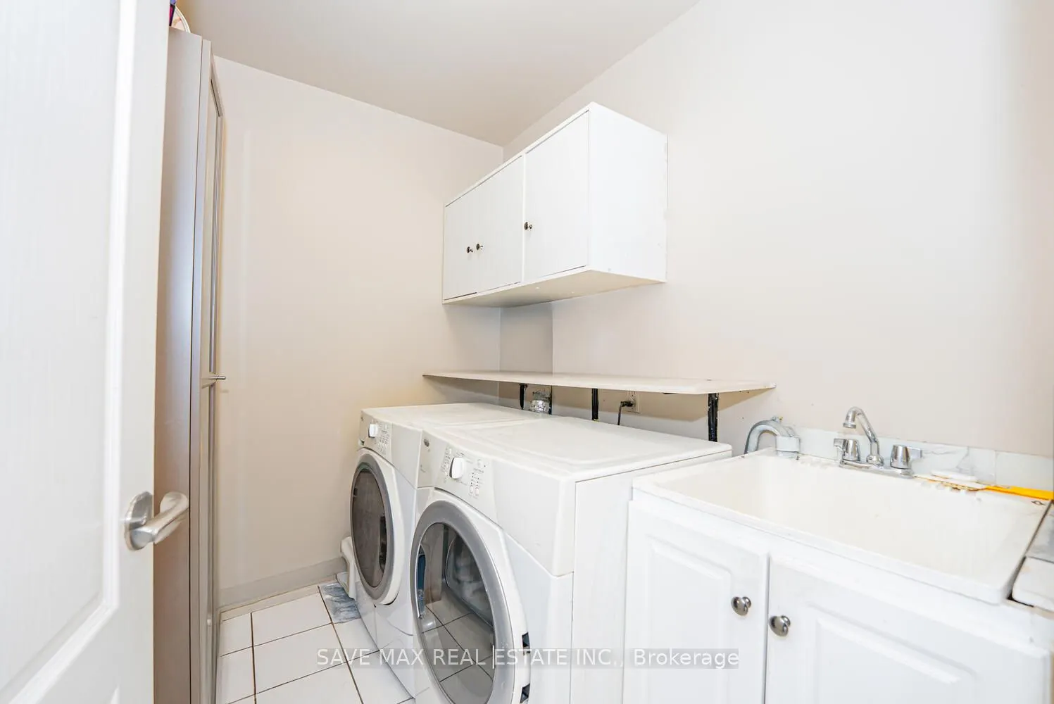 3645 Indigo Crescent