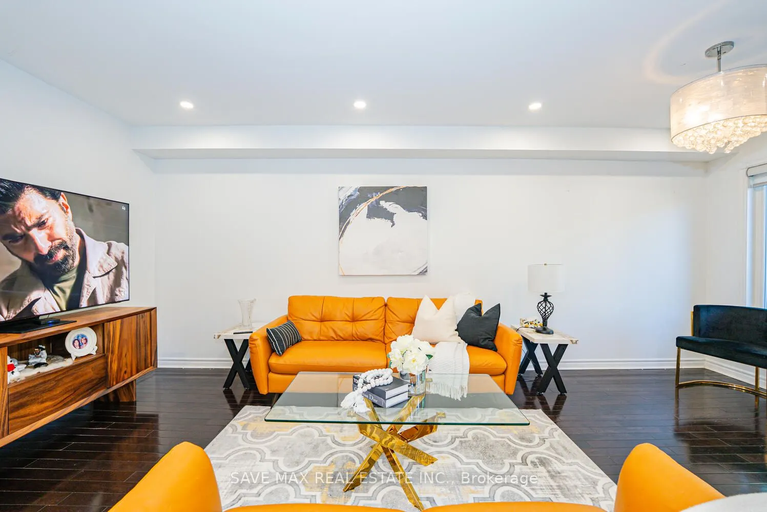 3645 Indigo Crescent