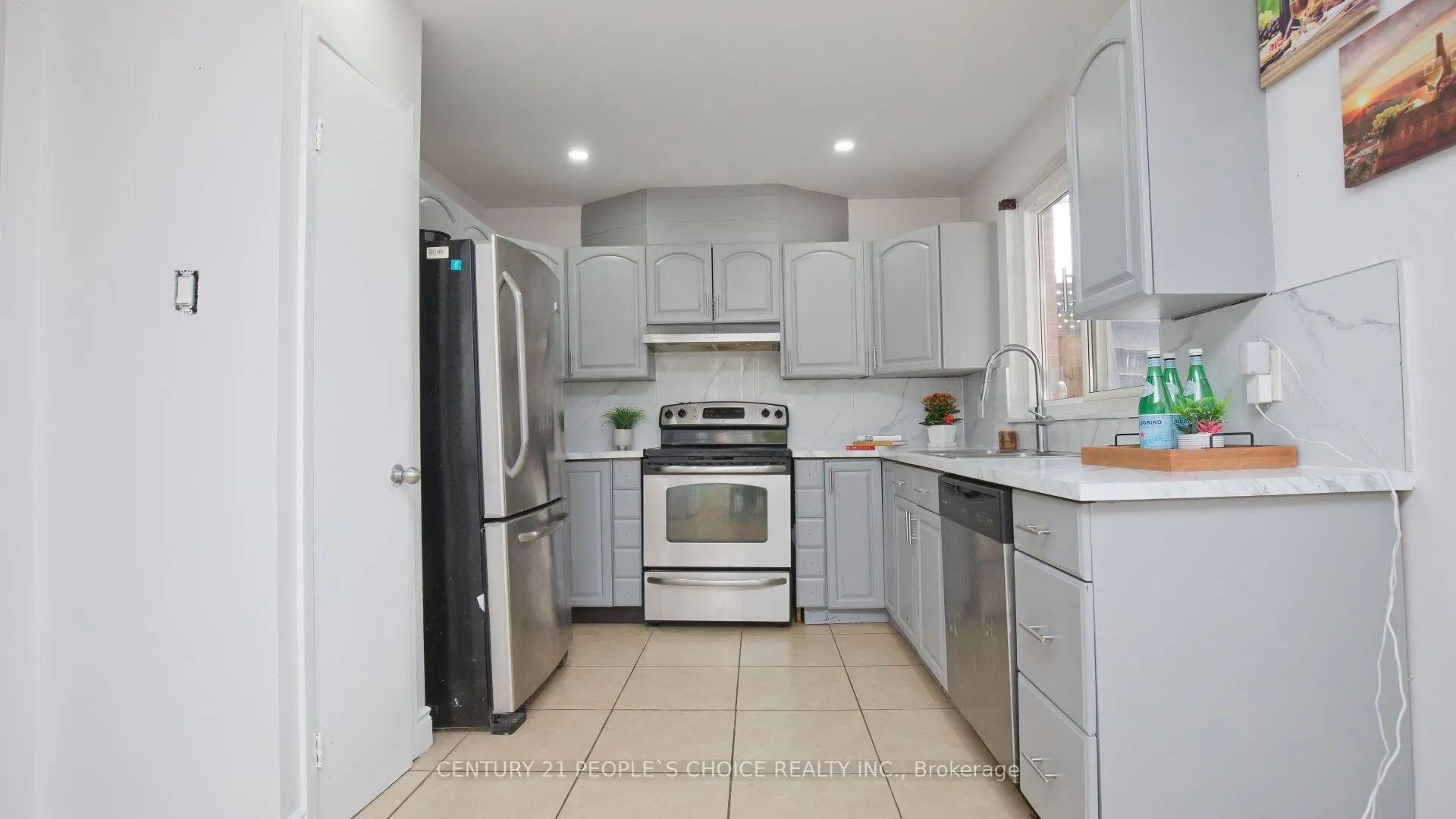 82 Davenport Crescent