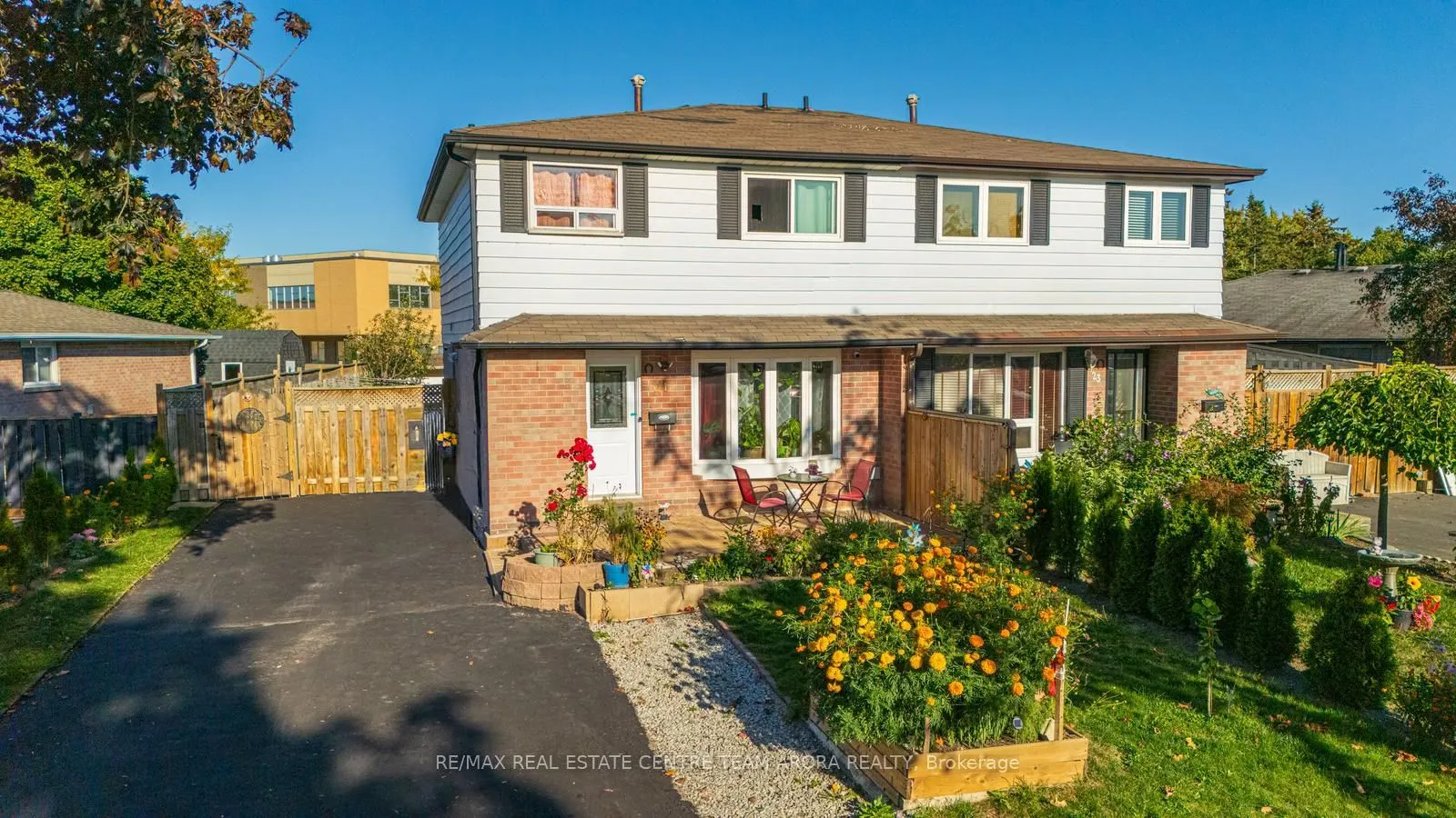 21 Juniper Crescent