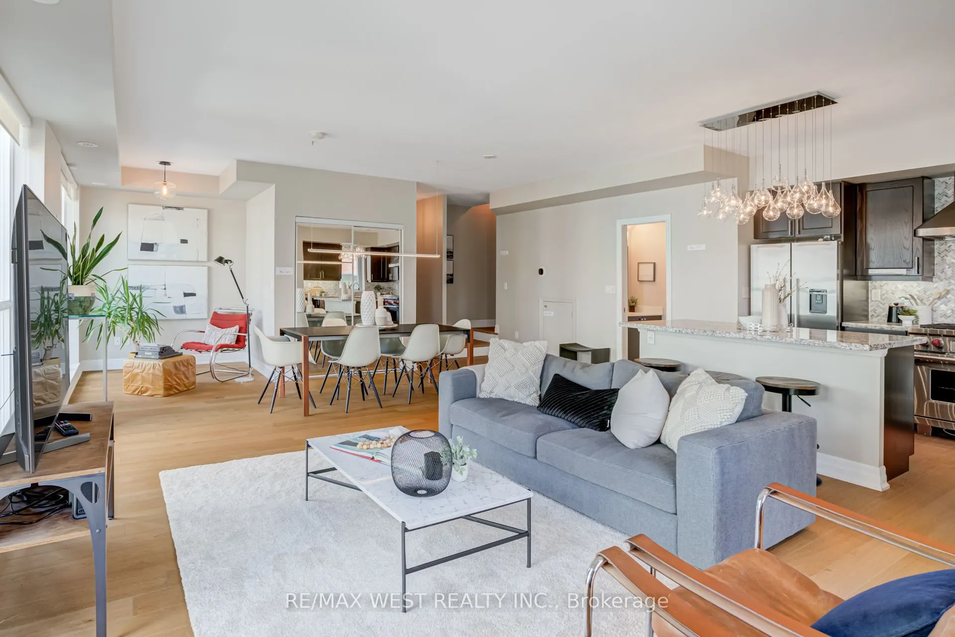 15 Sousa Mendes Street, #103