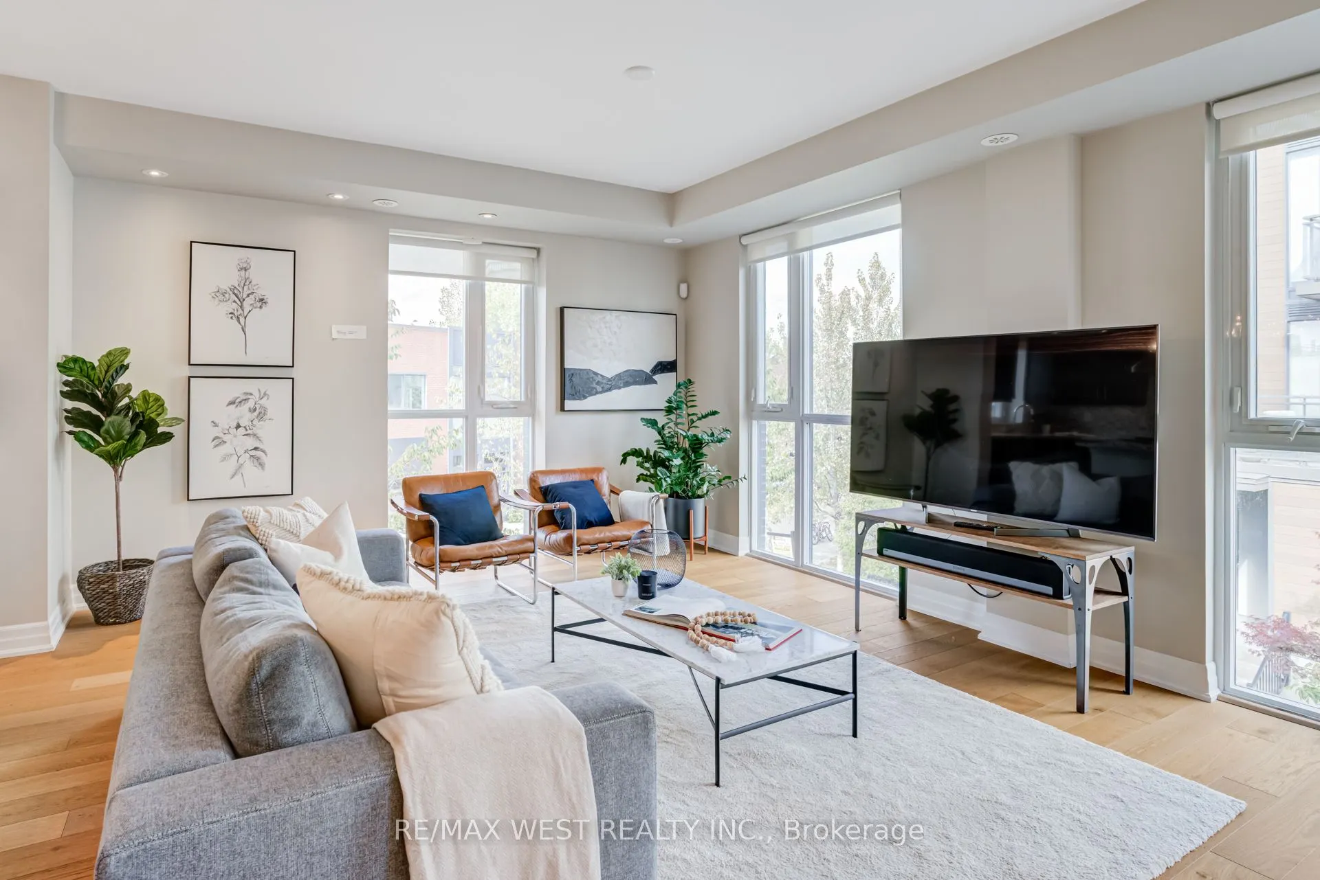 15 Sousa Mendes Street, #103