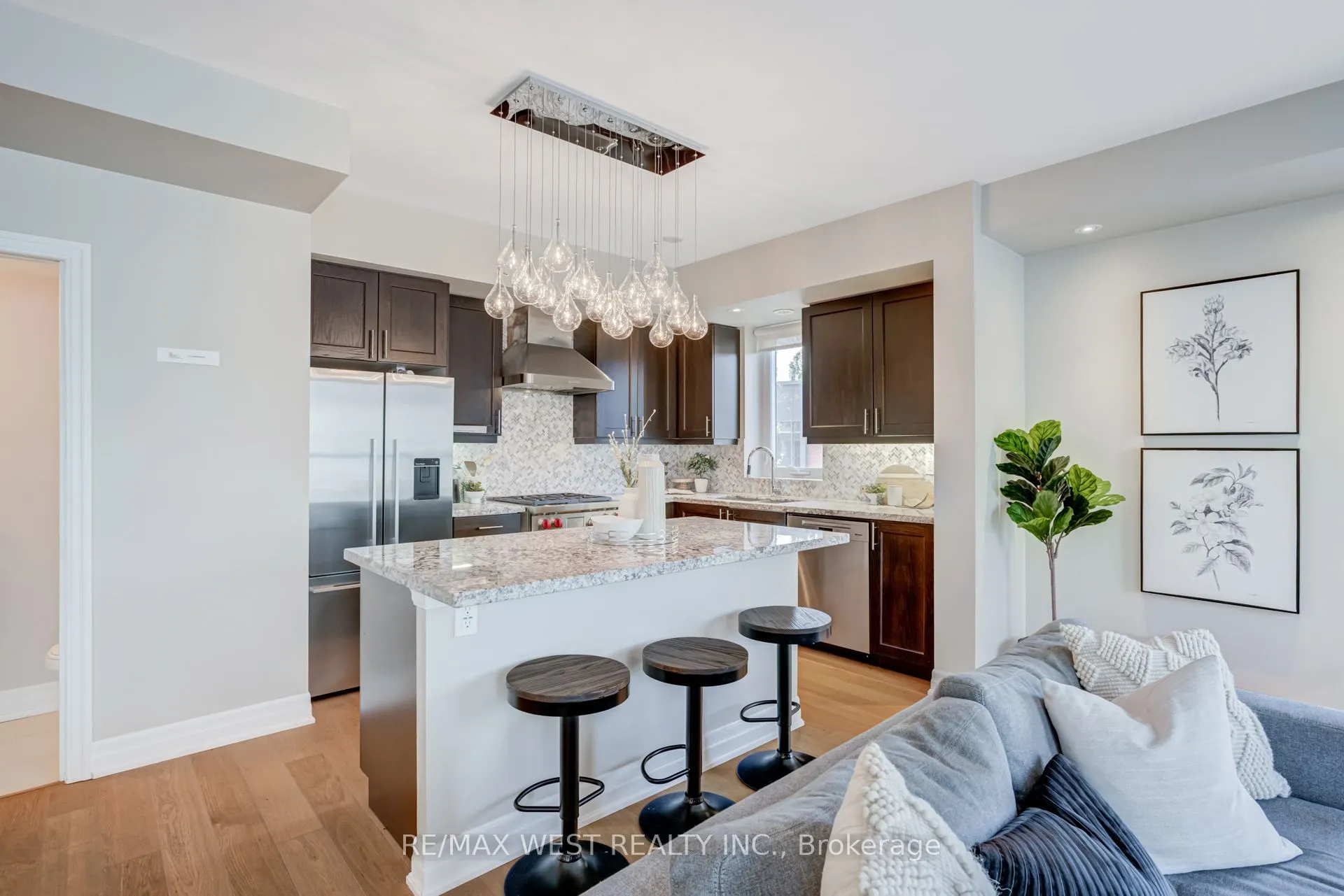 15 Sousa Mendes Street, #103