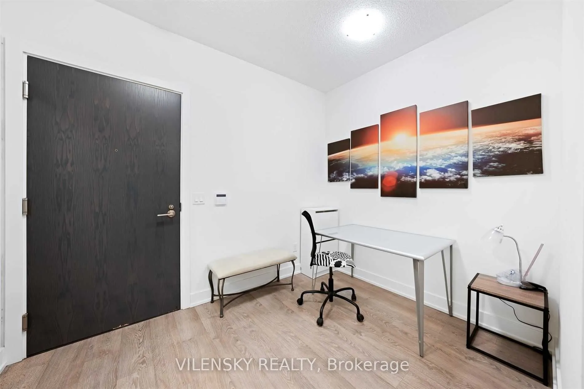 7 Mabelle Avenue, #3207