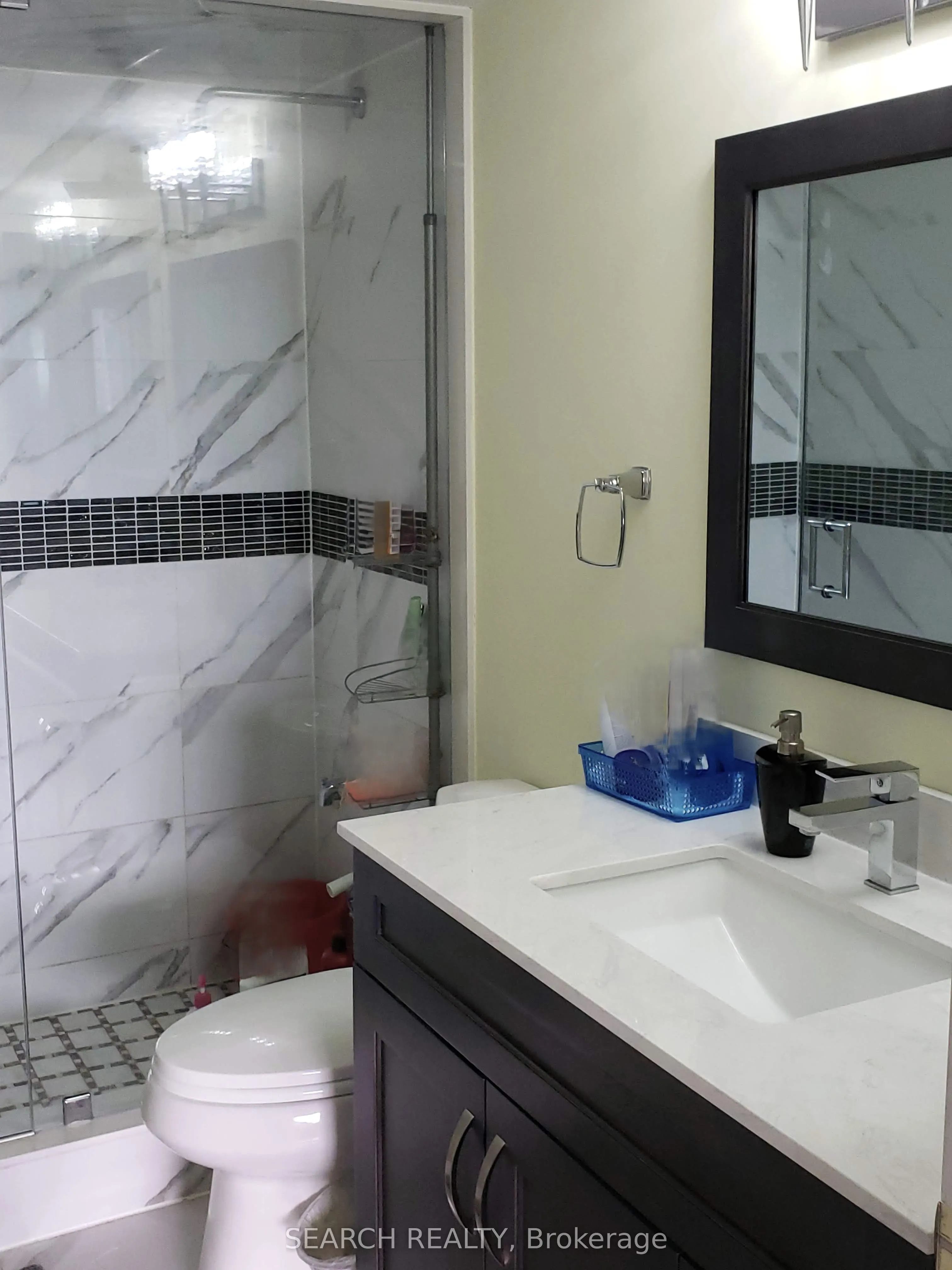 25 Kingsbridge Garden Circle, #1625