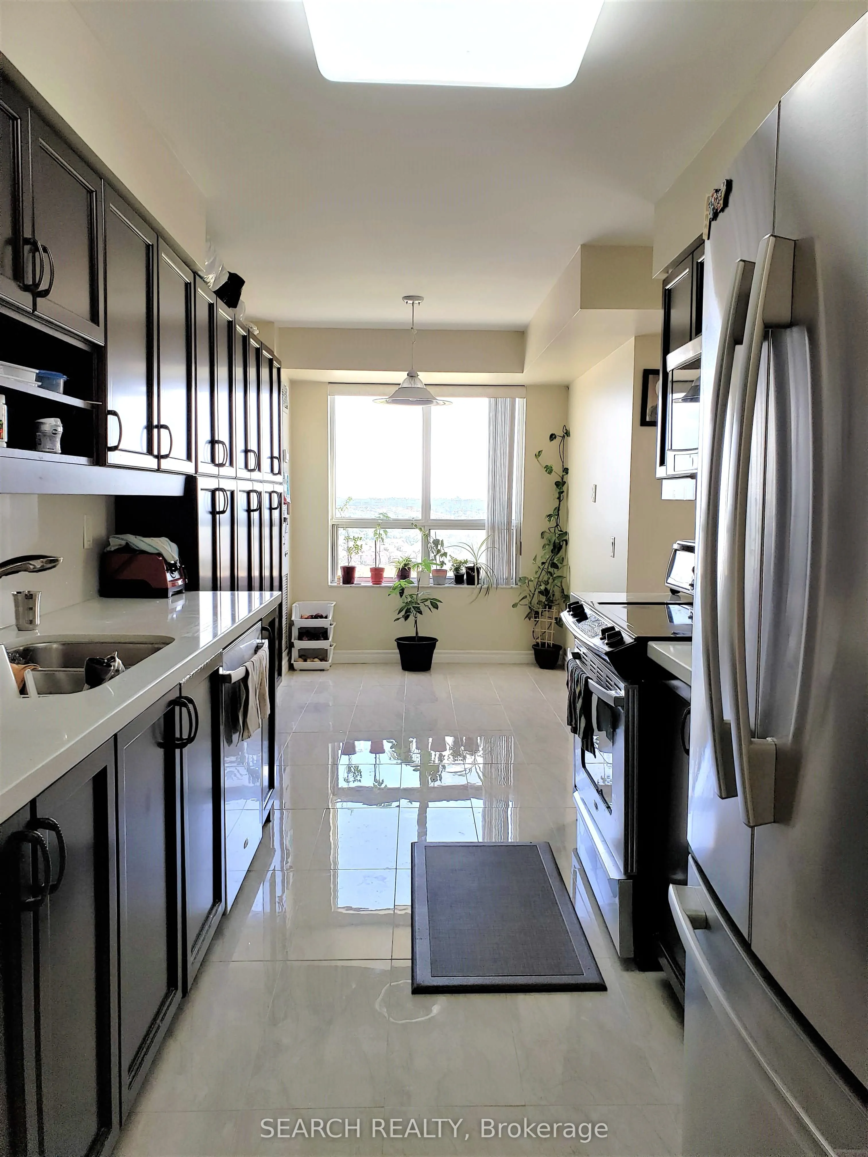 25 Kingsbridge Garden Circle, #1625