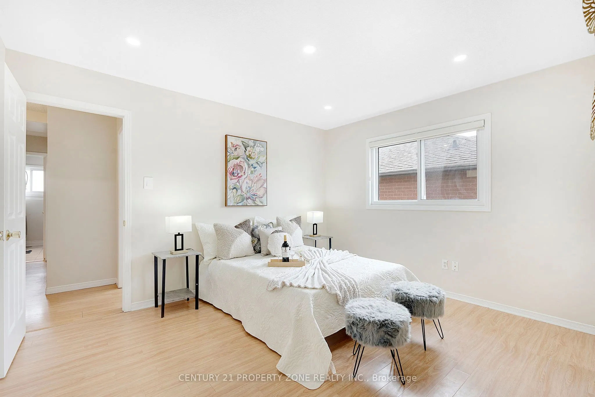 5469 Palmerstone Crescent, #Upper