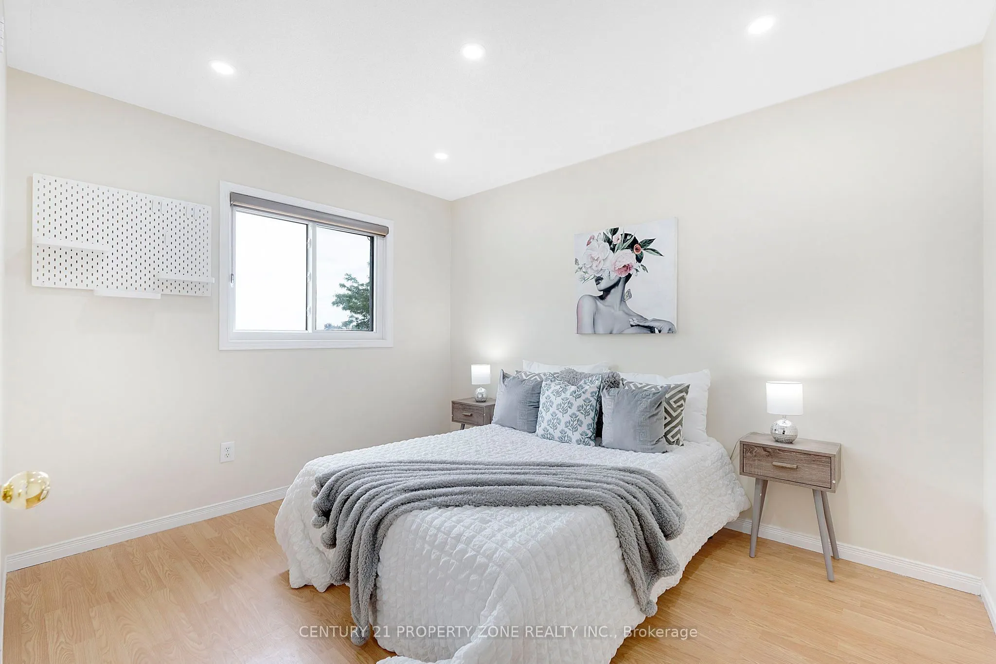 5469 Palmerstone Crescent, #Upper