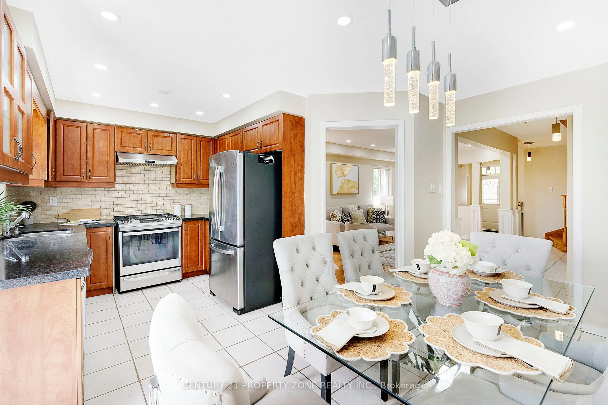 5469 Palmerstone Crescent, #Upper