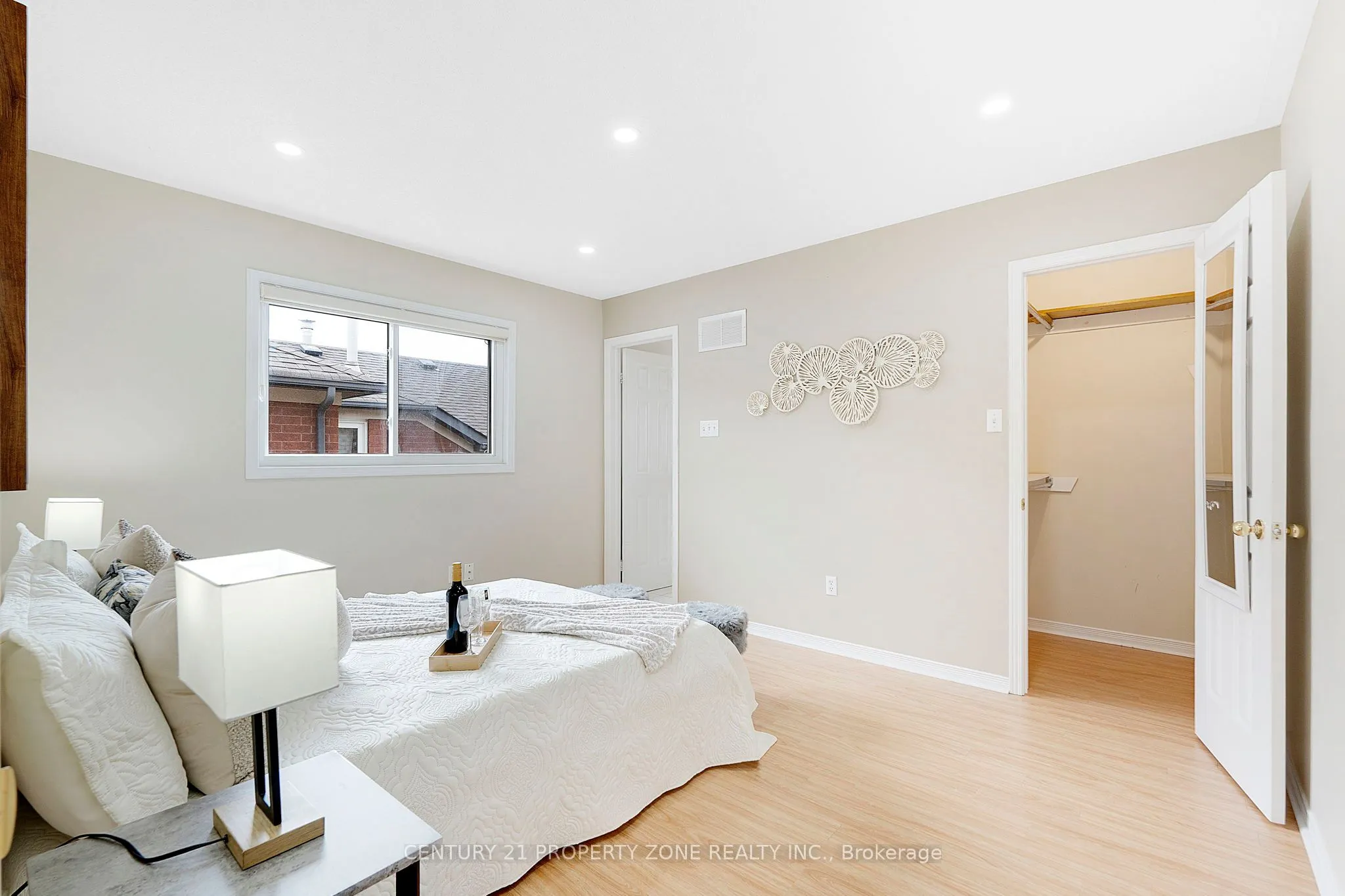 5469 Palmerstone Crescent, #Upper