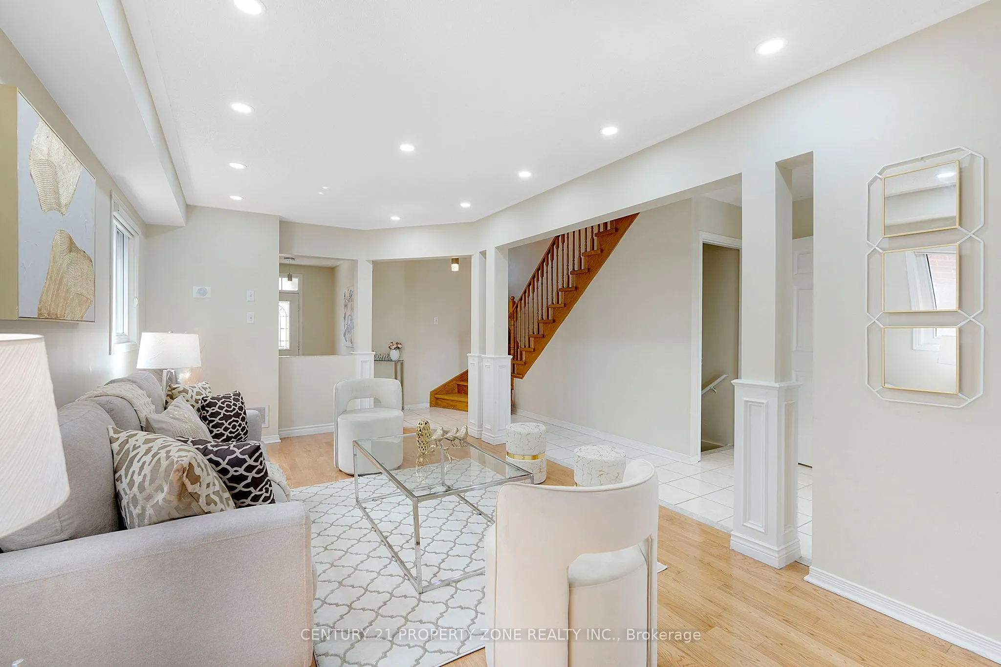 5469 Palmerstone Crescent, #Upper