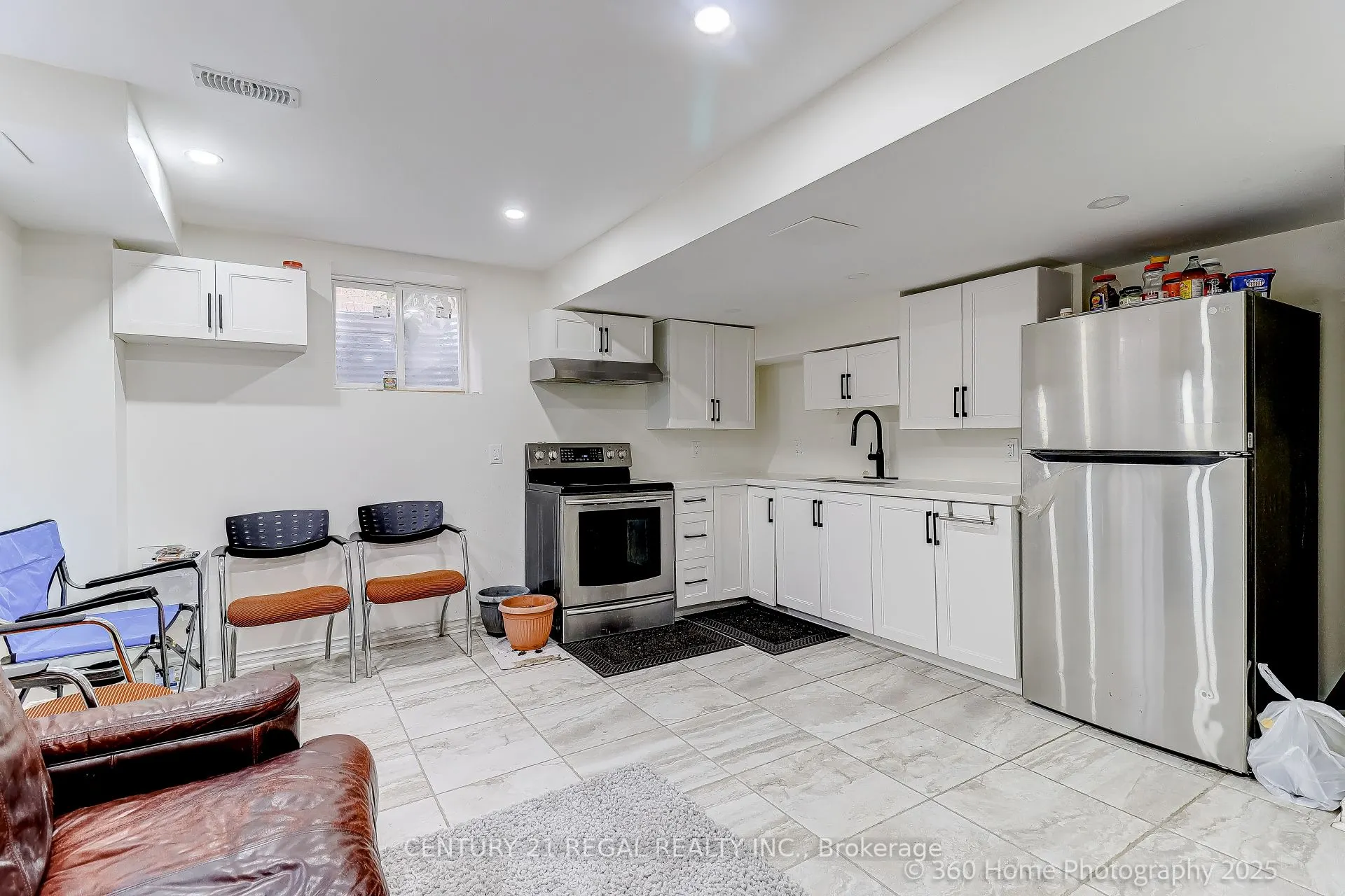 30 Albert Spencer Avenue