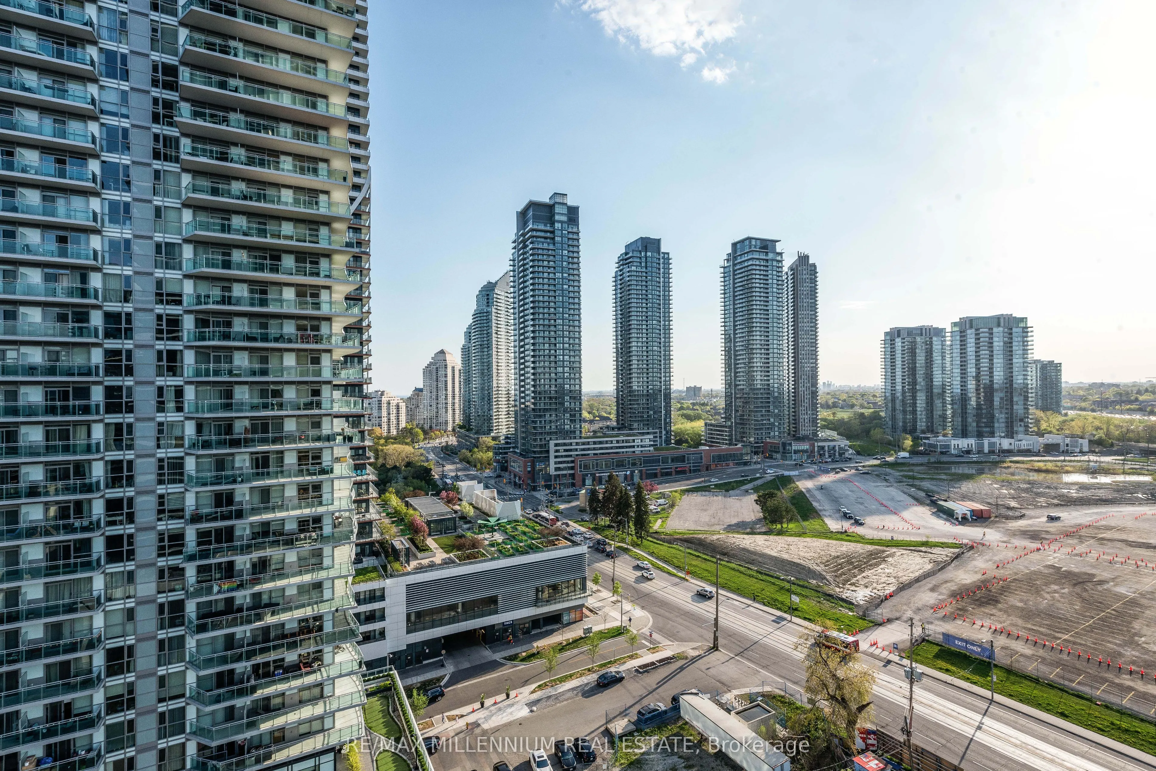 70 Annie Craig Drive, #4801