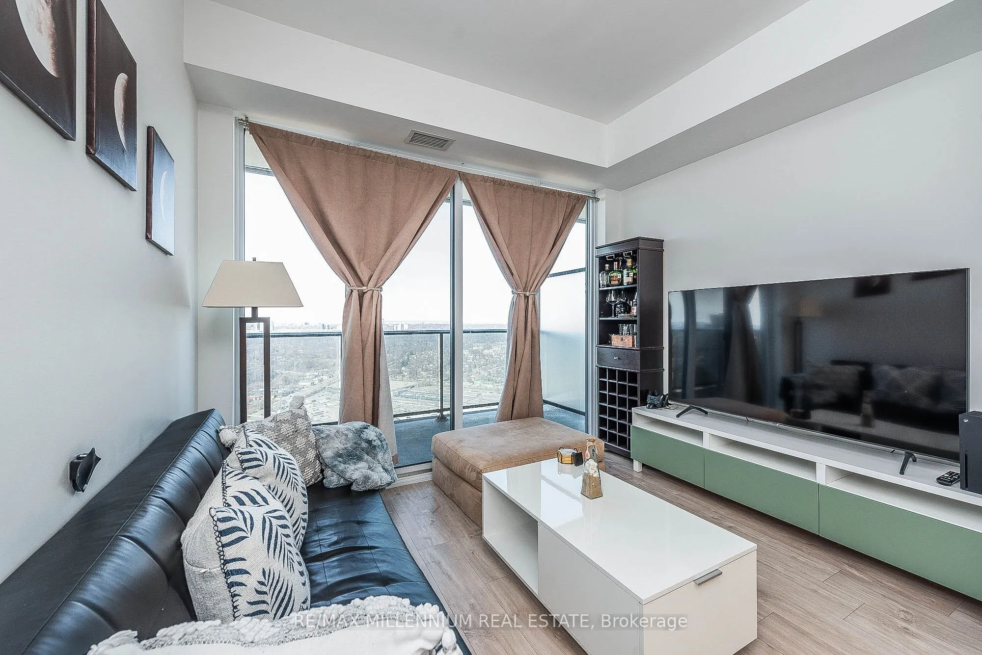 70 Annie Craig Drive, #4801
