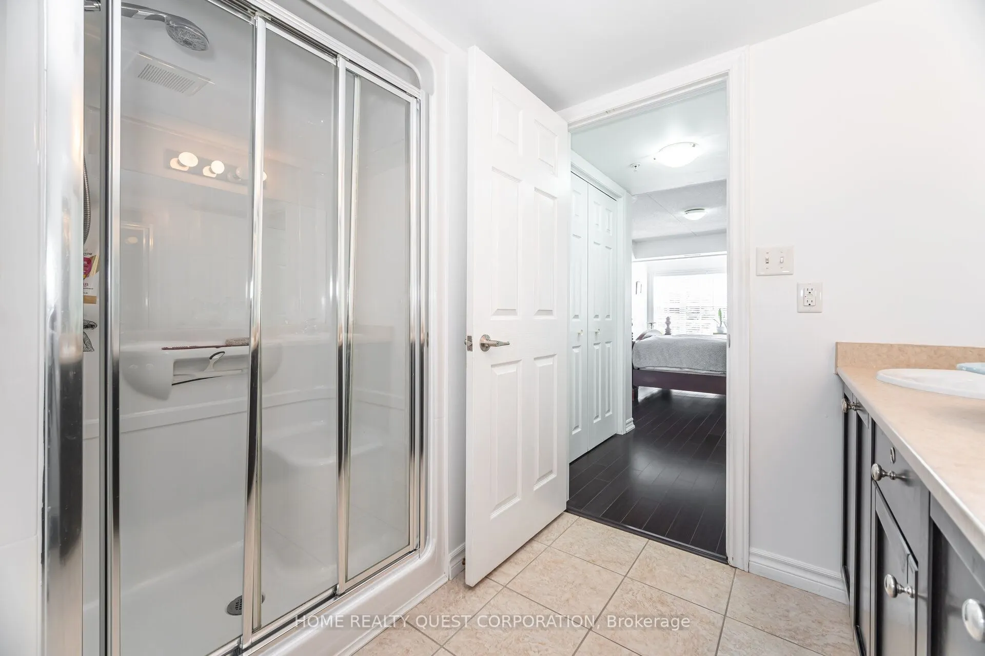 1340 Main Street E, #212