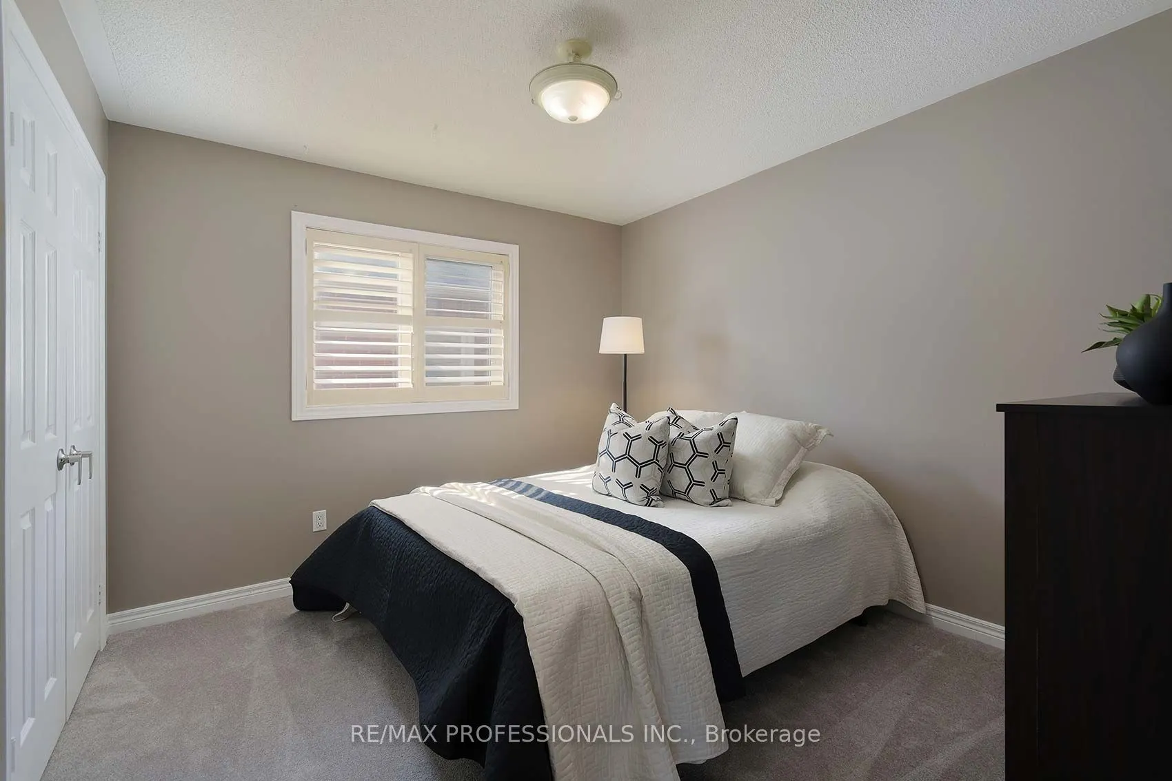 5119 Forestwalk Circle