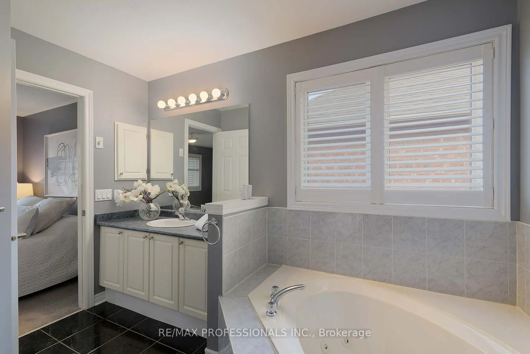 5119 Forestwalk Circle
