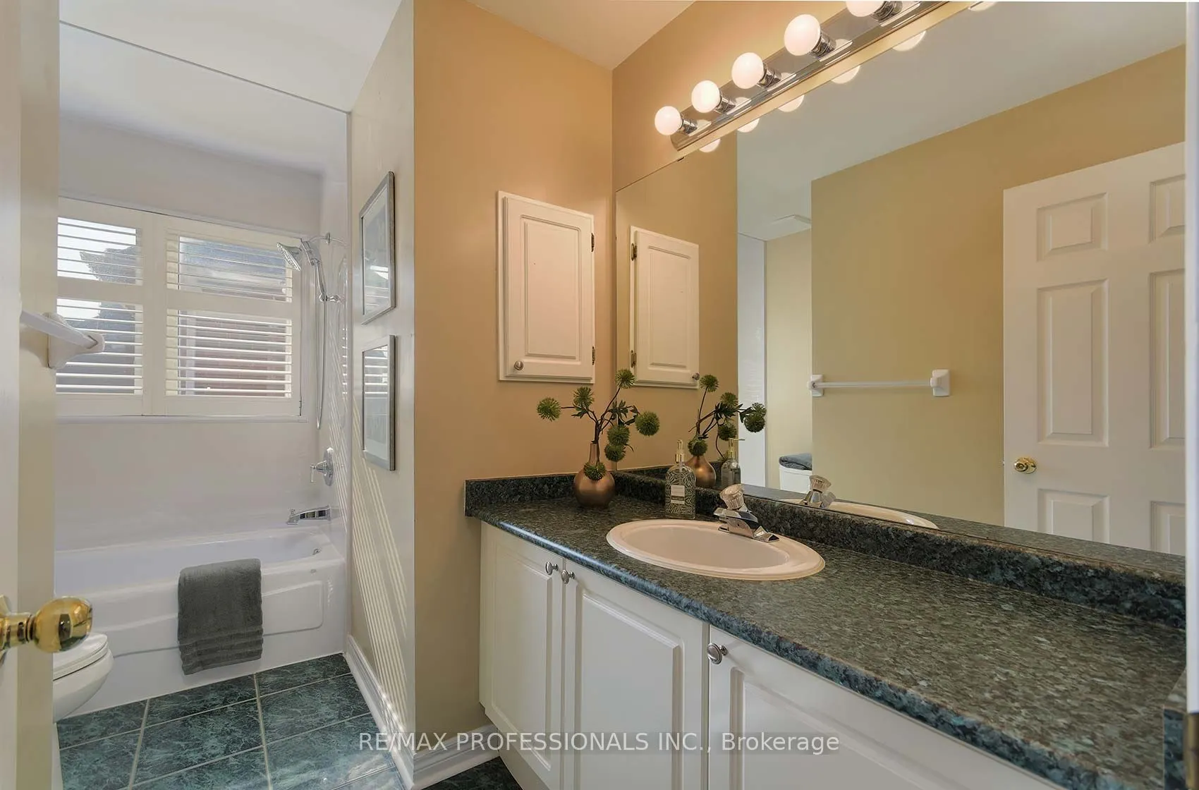 5119 Forestwalk Circle