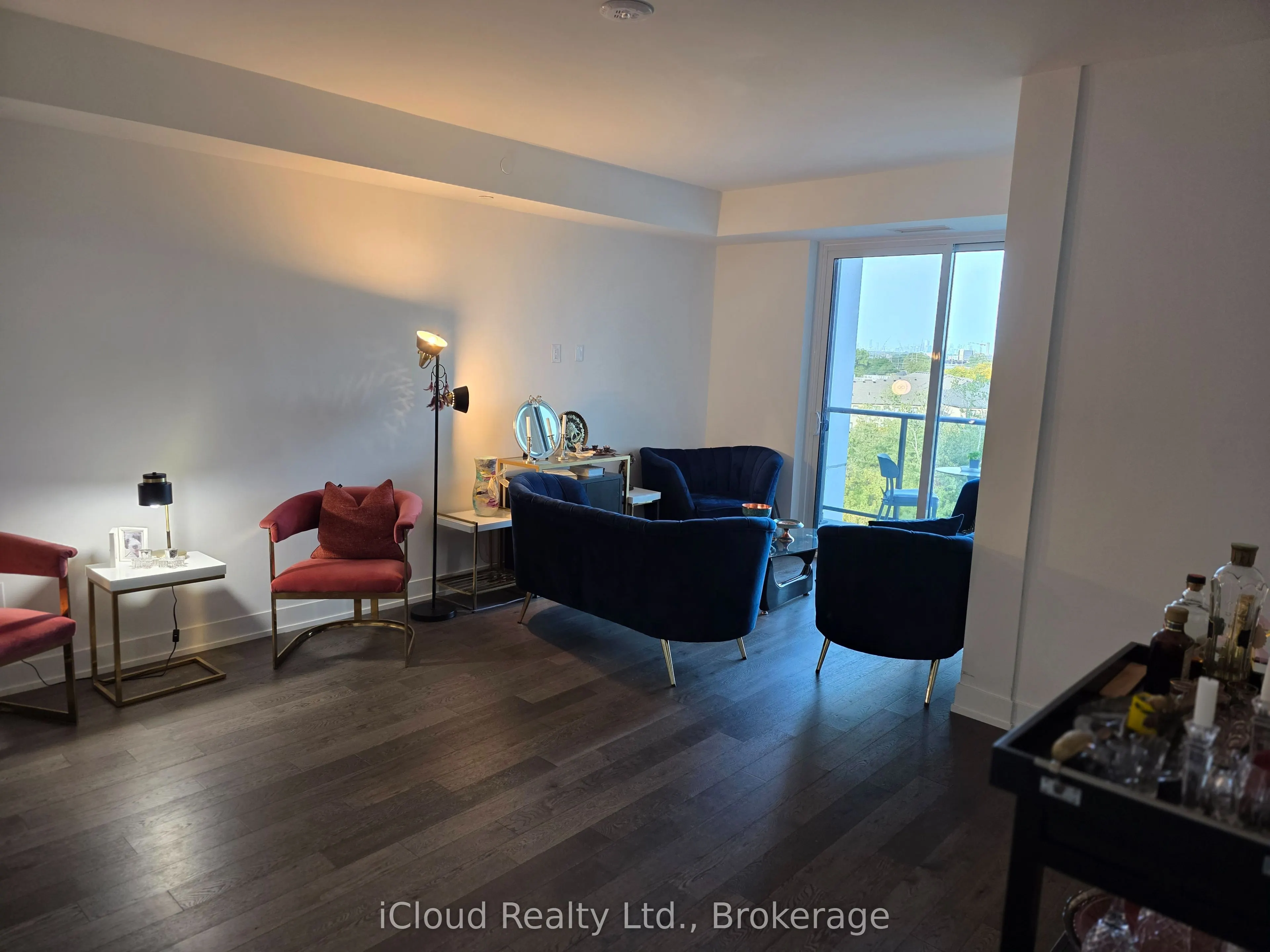 1063 Douglas Mccurdy Common, #505