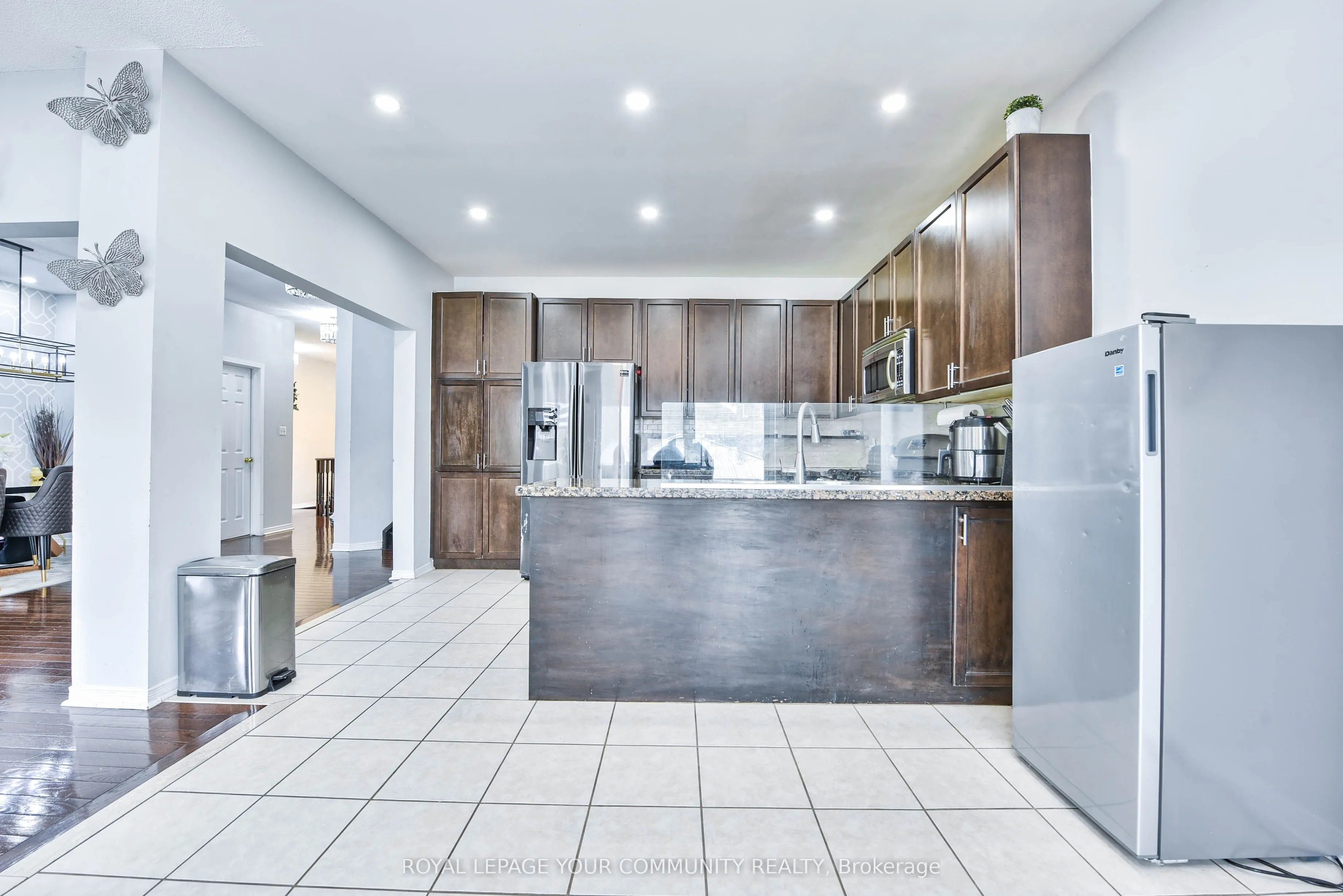 12 Homeview Road