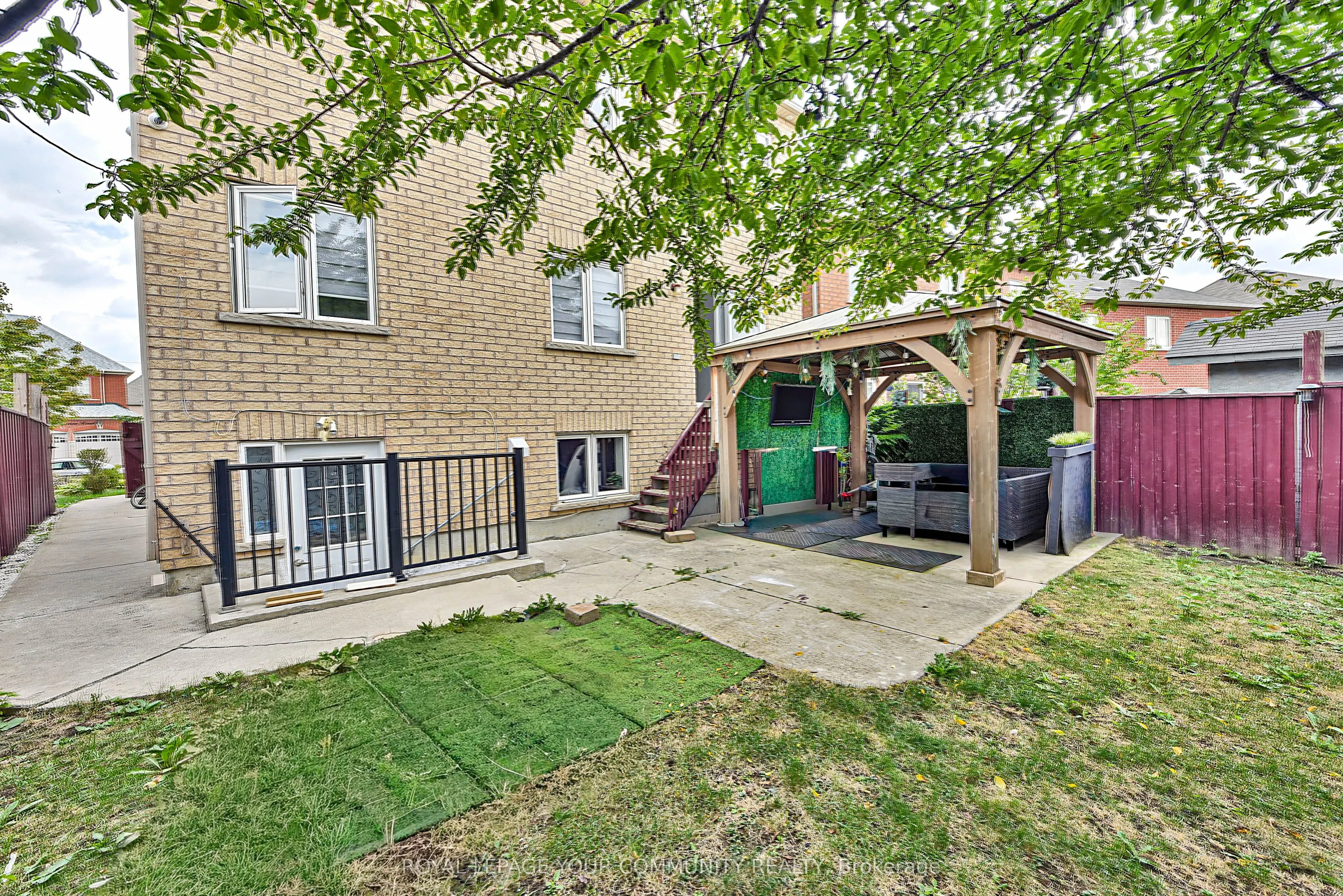12 Homeview Road
