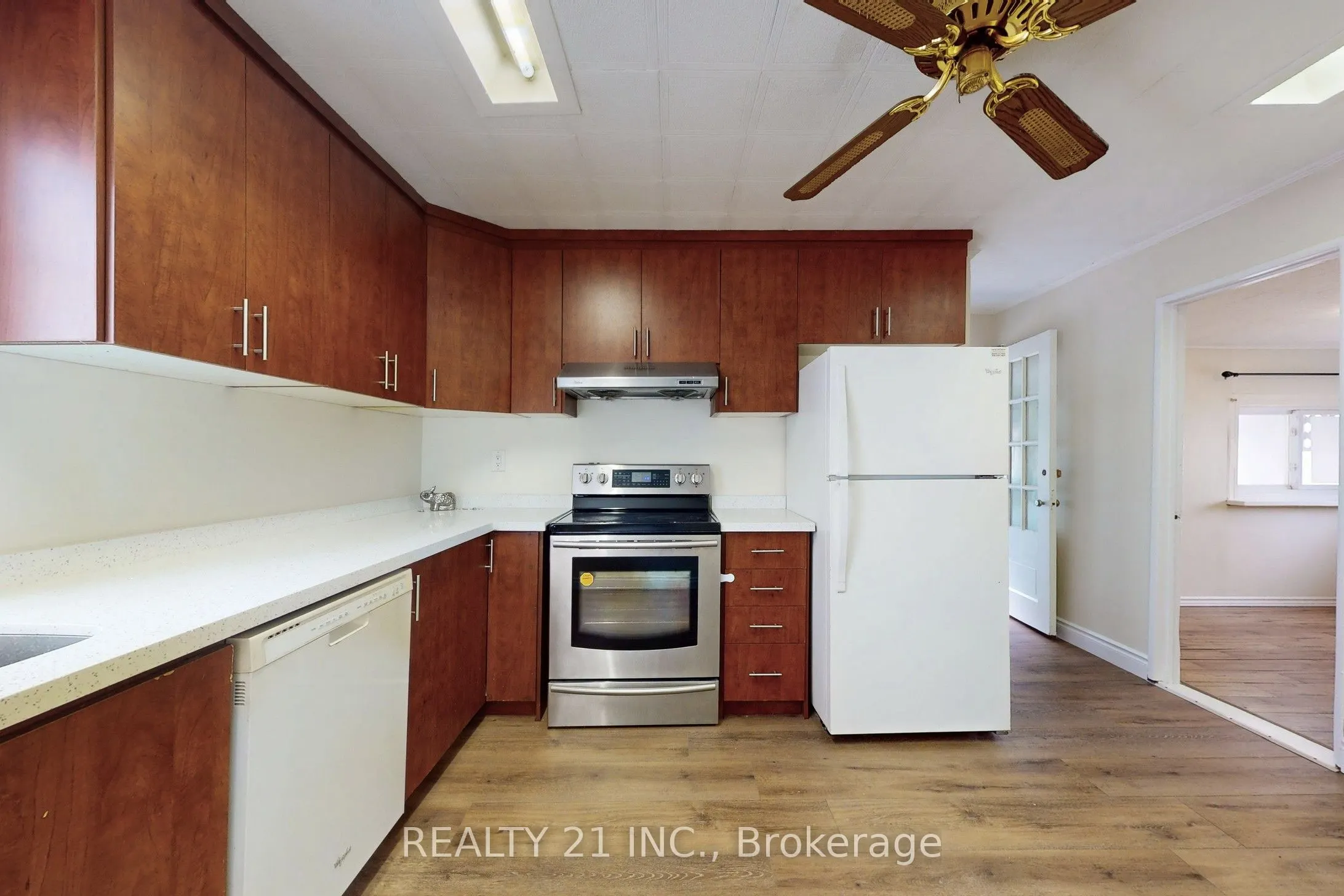 3131 Churchill Avenue