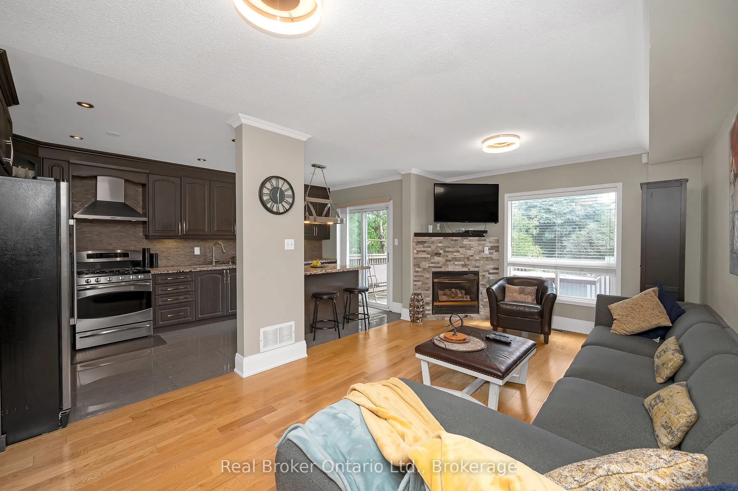 1210 Sandpiper Road