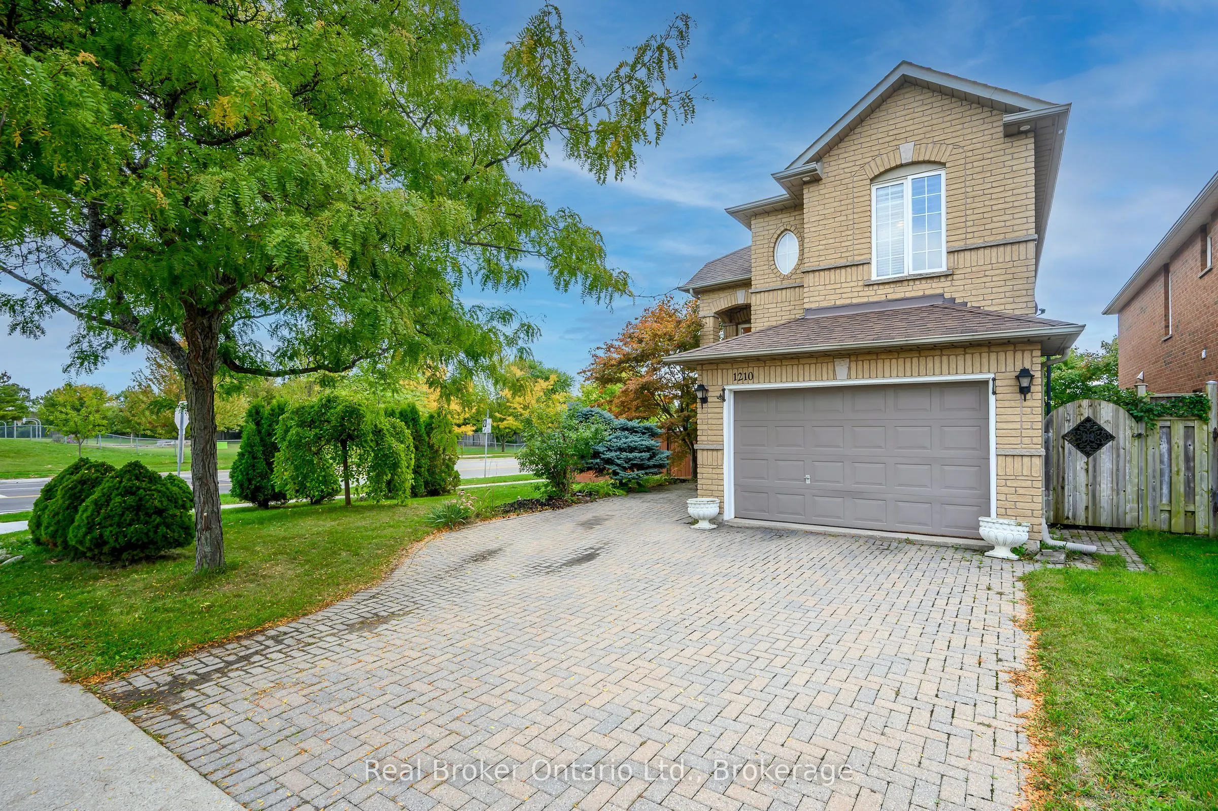 1210 Sandpiper Road