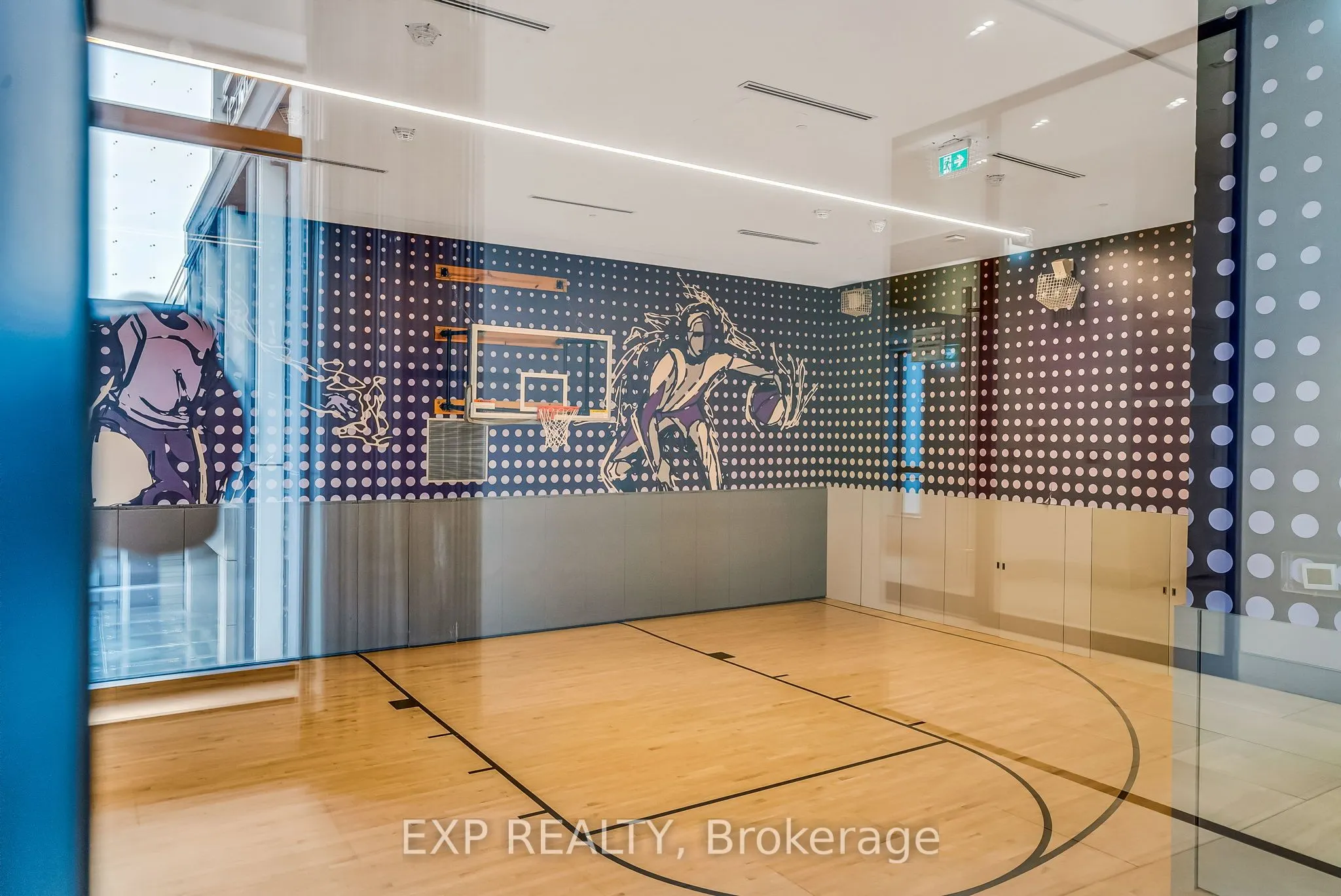 5 Mabelle Avenue, #2235