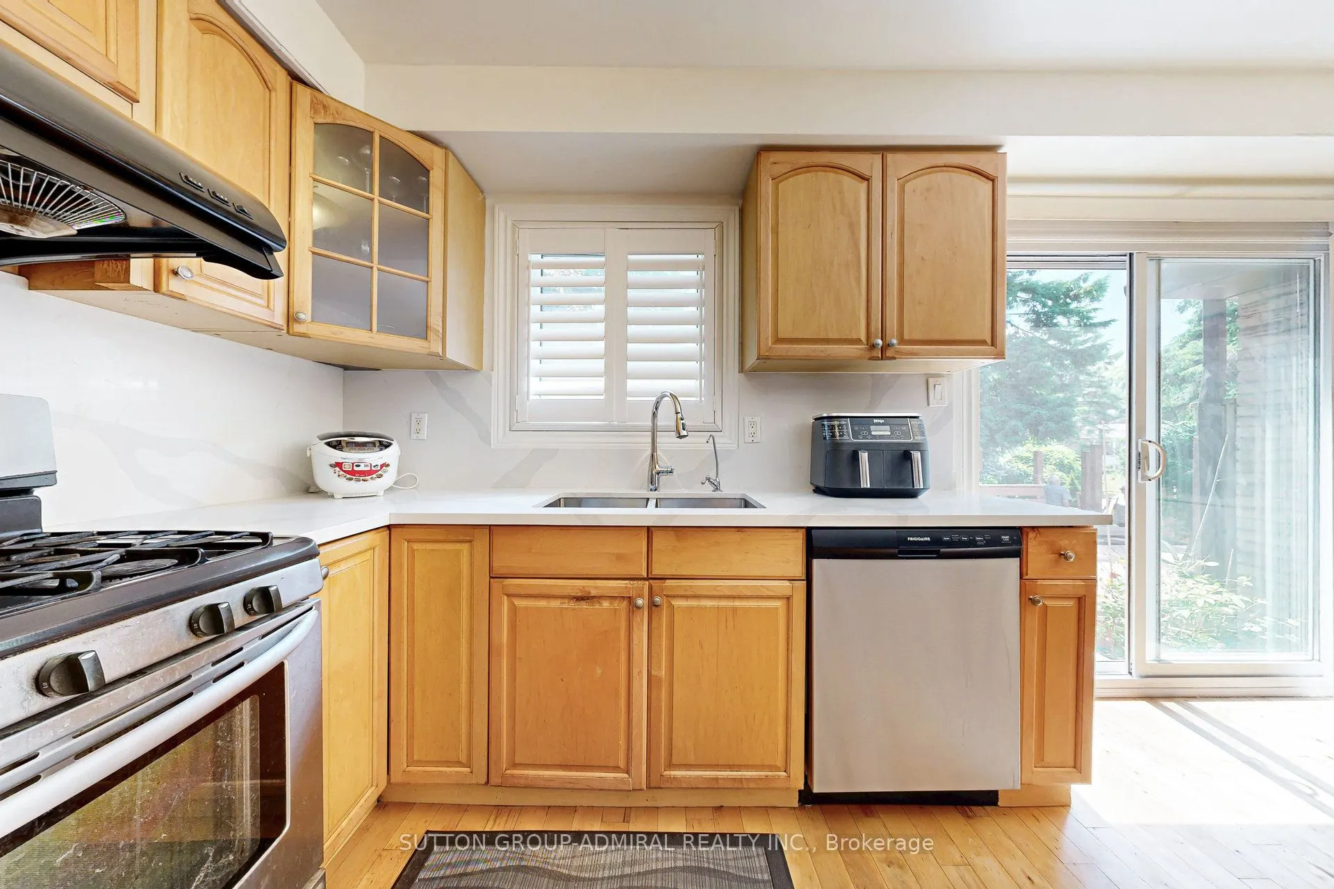 1517 Elm Road, #3