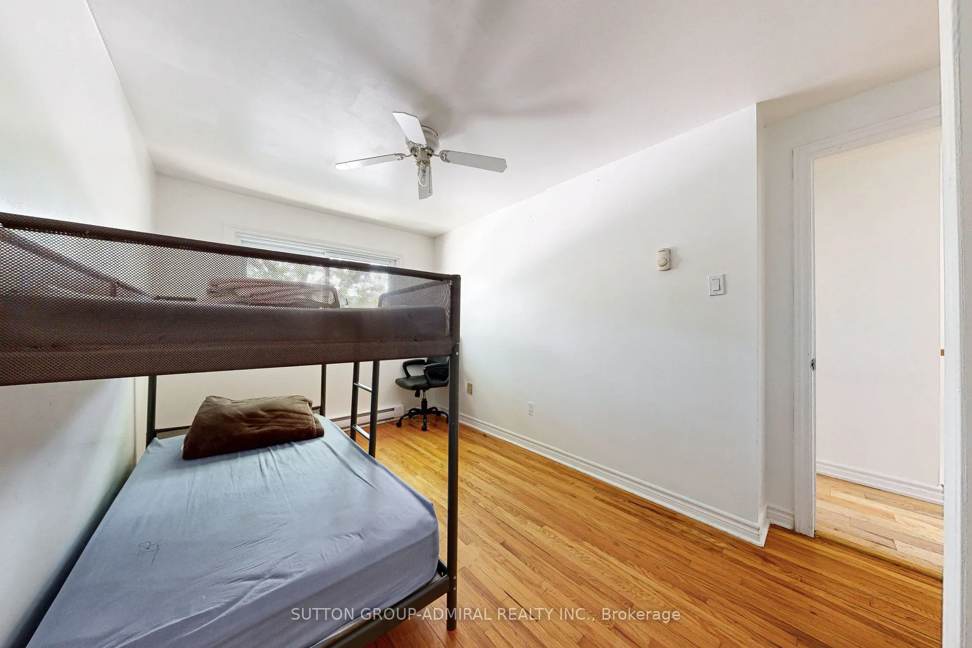 1517 Elm Road, #3